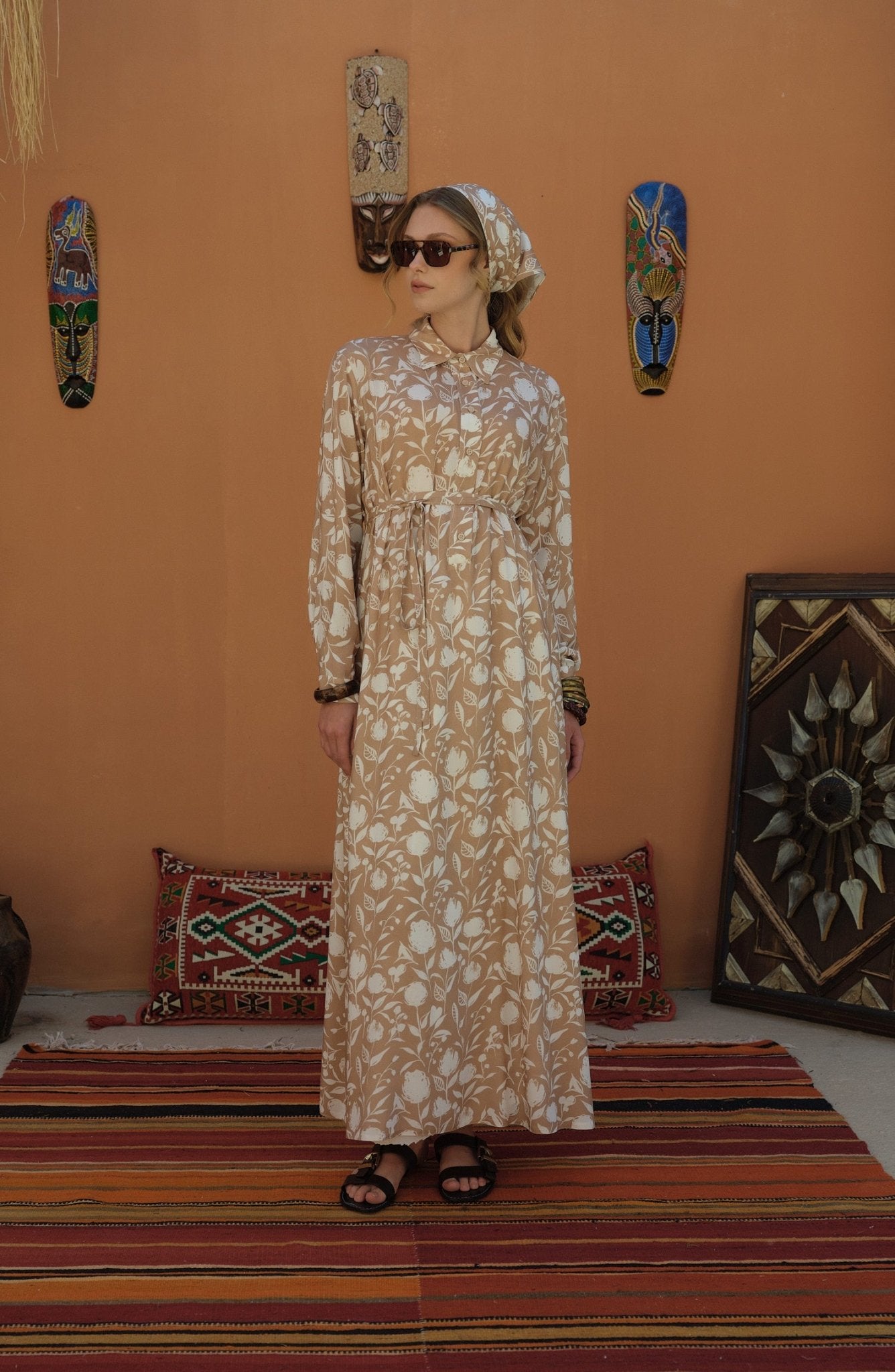 Bağlamalı Sütlü Kahve Floral Desenli Viskon Elbise - Fatma Atasoy
