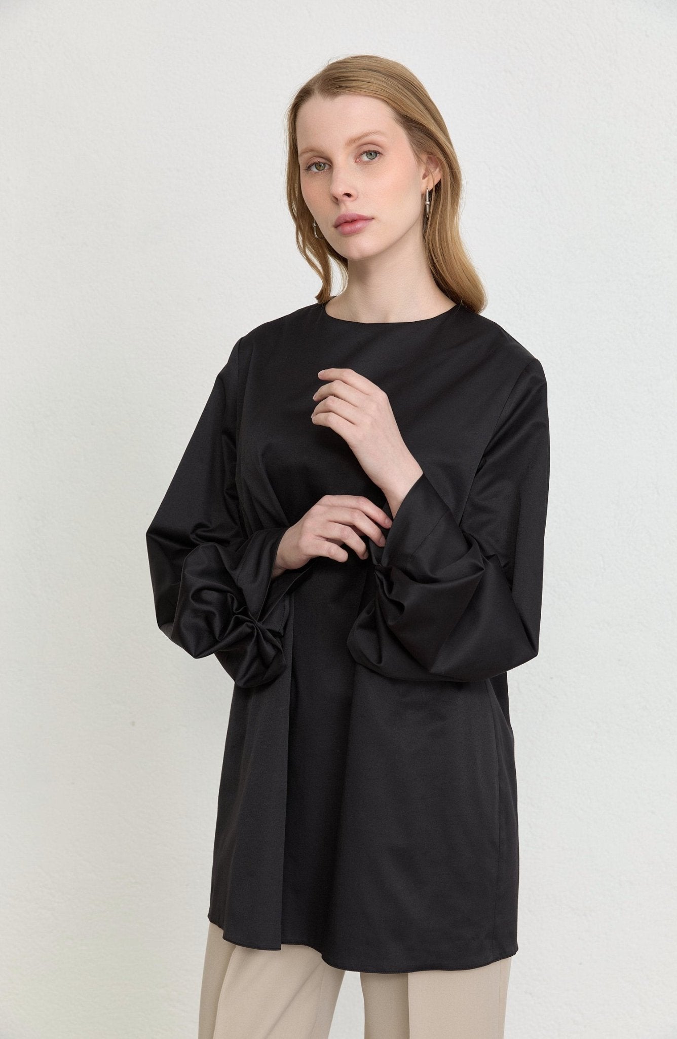 Balon Kol Siyah Pamuk Tunik Gömlek - Fatma Atasoy