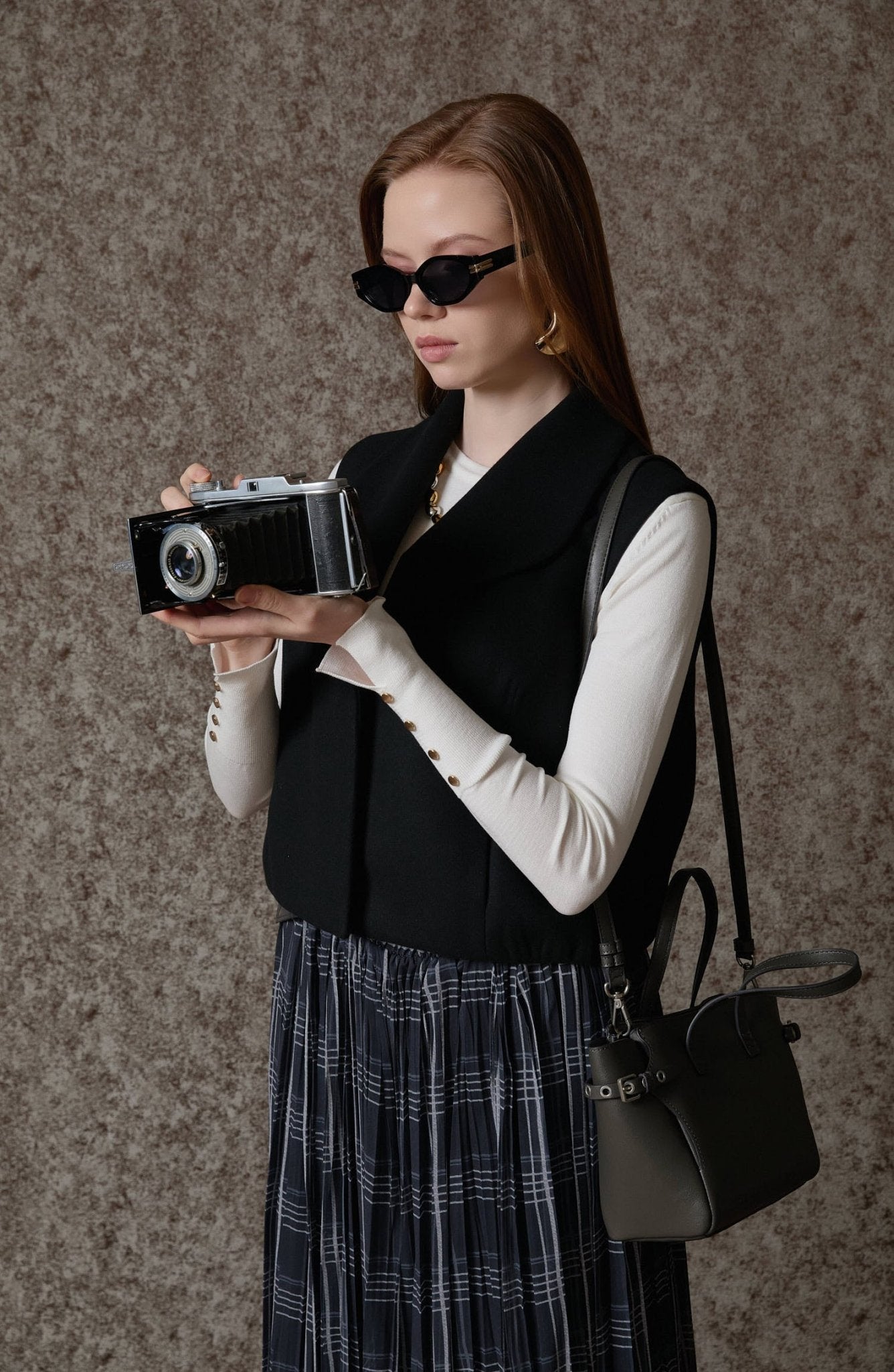 Balon Siyah Kaşe Yelek - Fatma Atasoy