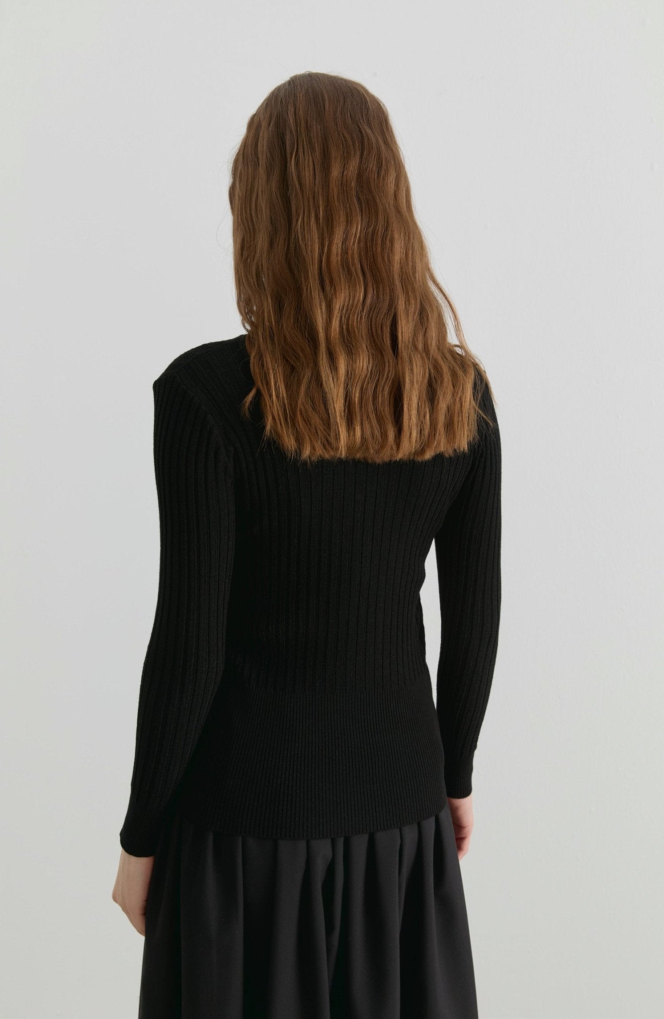 Basic Balıkçı Yaka Siyah Fitilli Triko Kazak - Fatma Atasoy