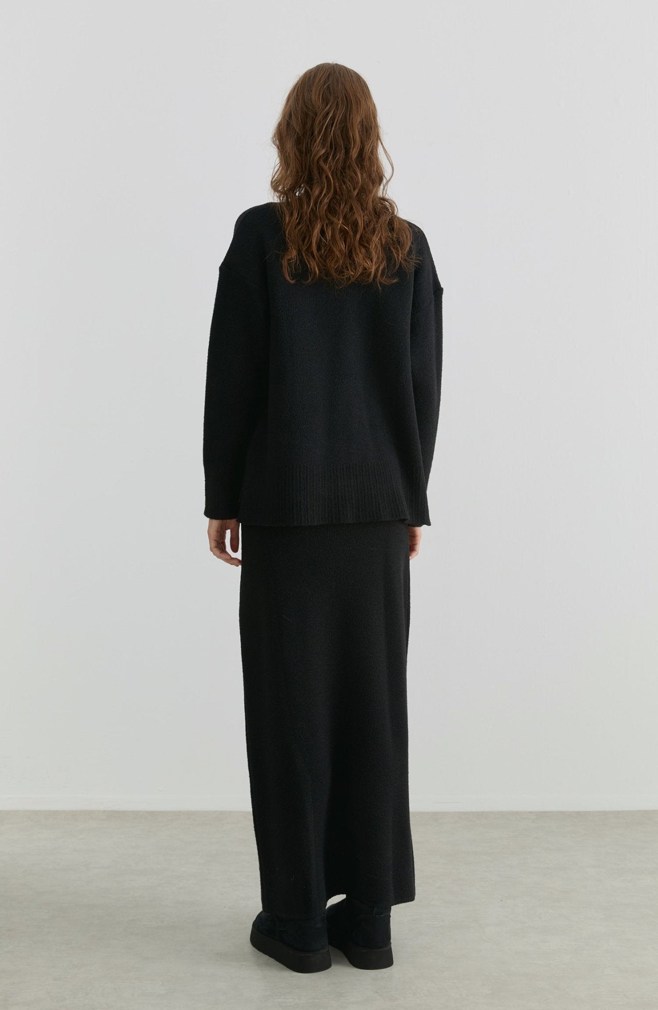 Basic Yumoş Siyah Triko Etekli İkili Takım - Fatma Atasoy