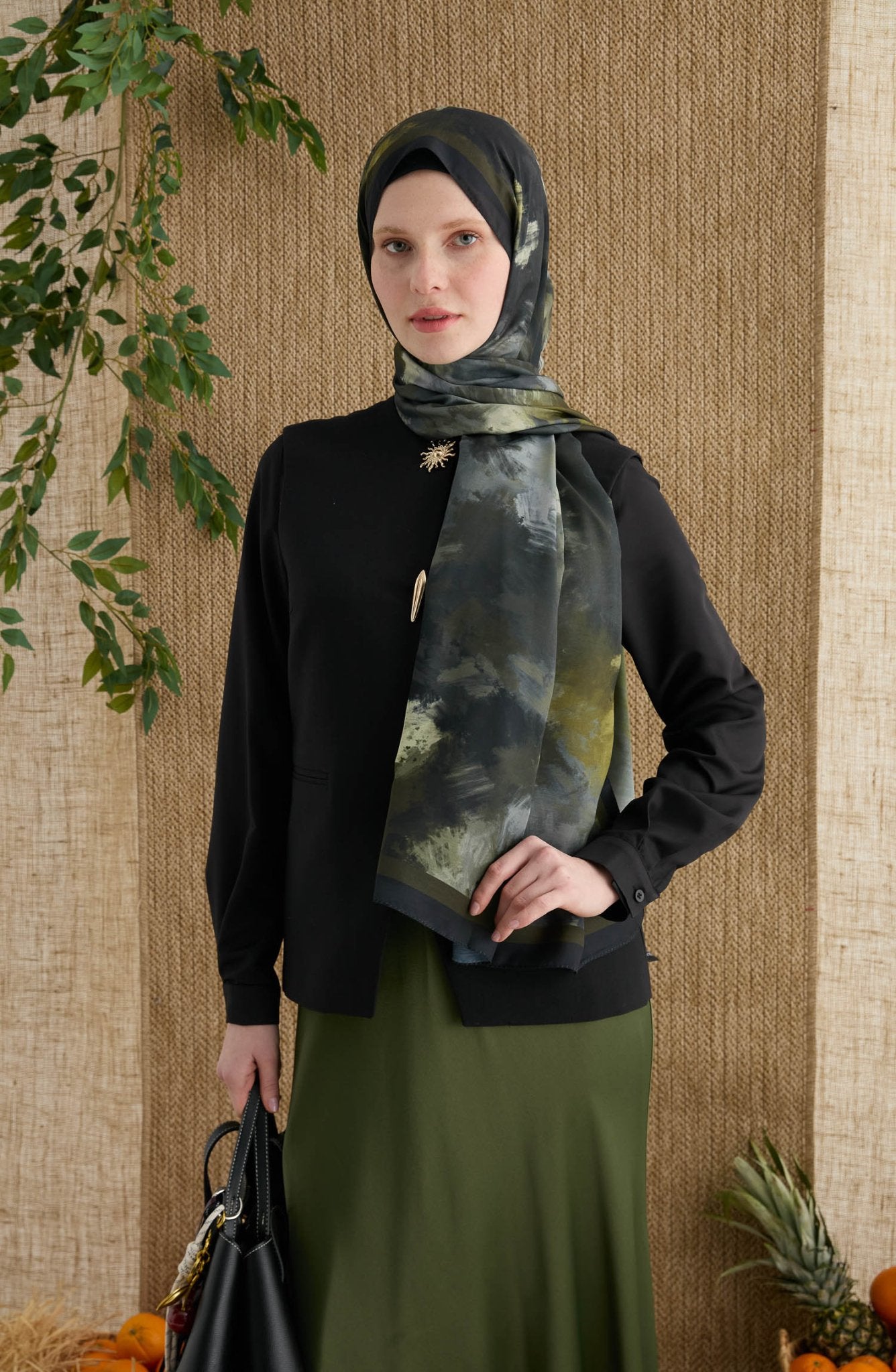 Batik Haki Desenli Şal - Fatma Atasoy