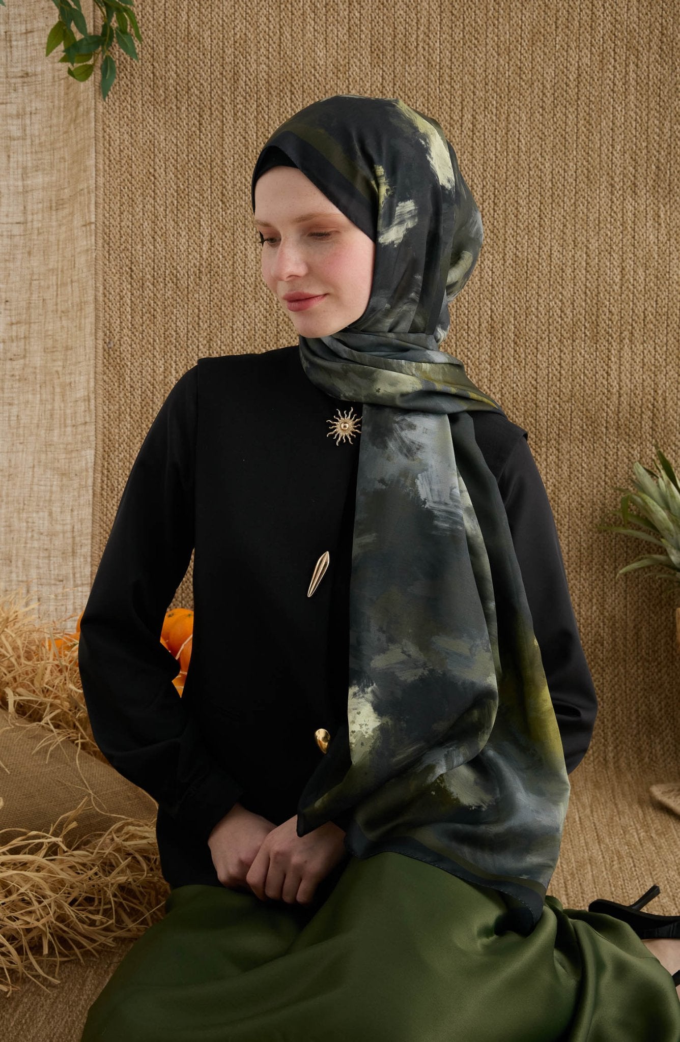 Batik Haki Desenli Şal - Fatma Atasoy