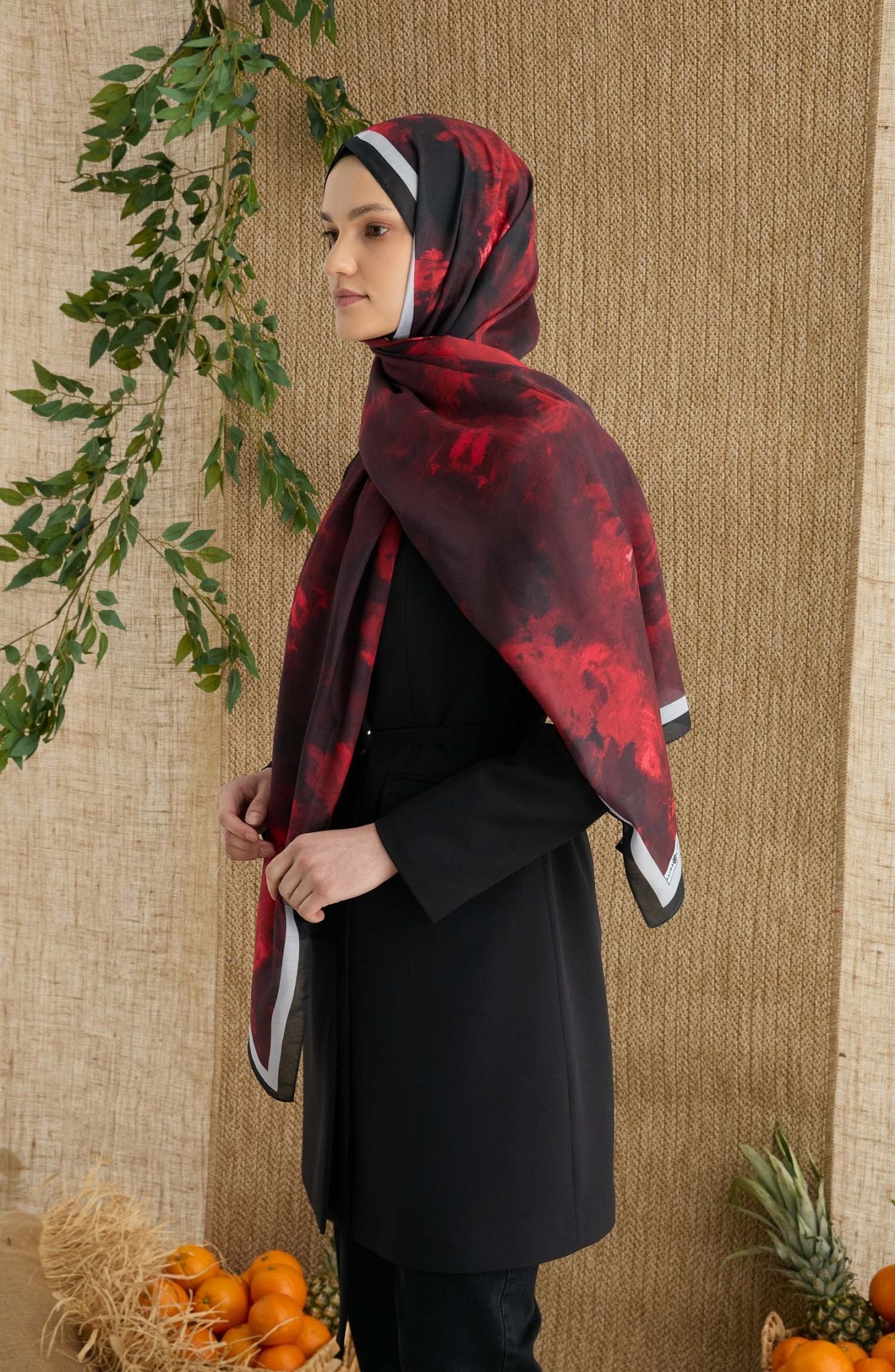 Batik Kırmızı Desenli Şal - Fatma Atasoy