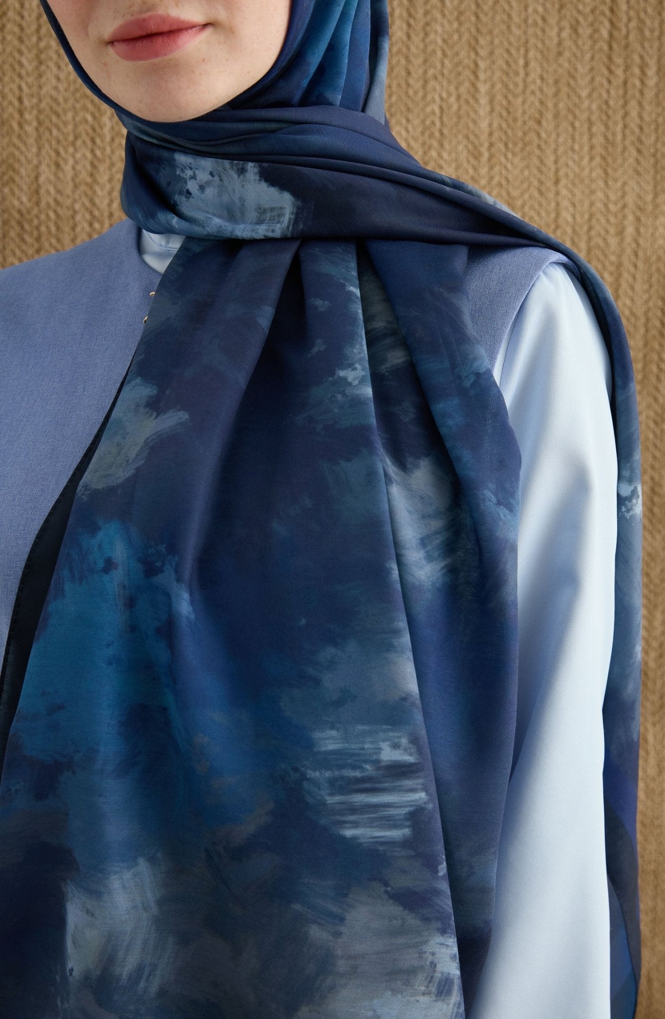 Batik Saks Desenli Şal - Fatma Atasoy
