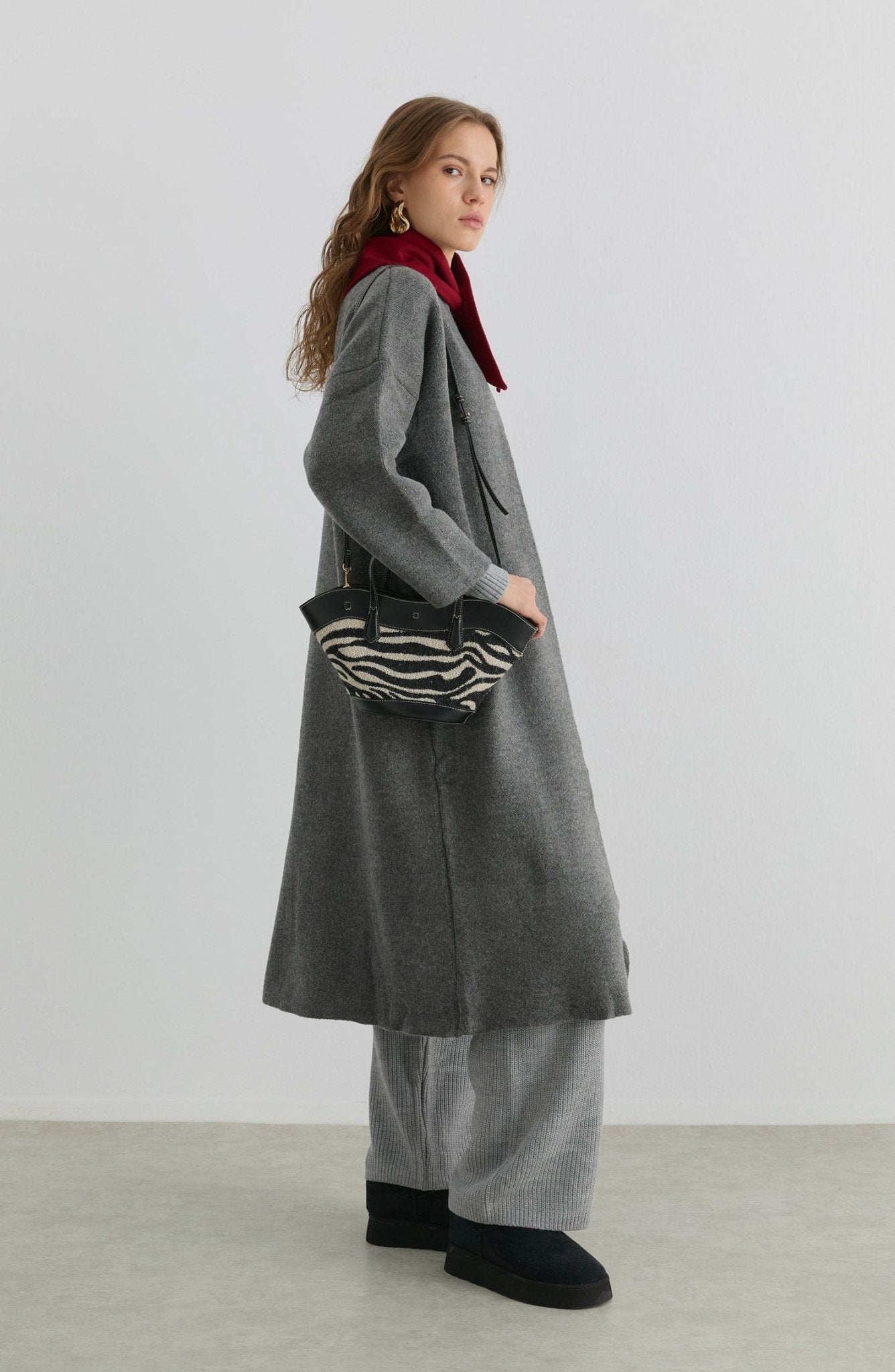 Çelik Örme Pufik Antrasit Triko Hırka - Fatma Atasoy