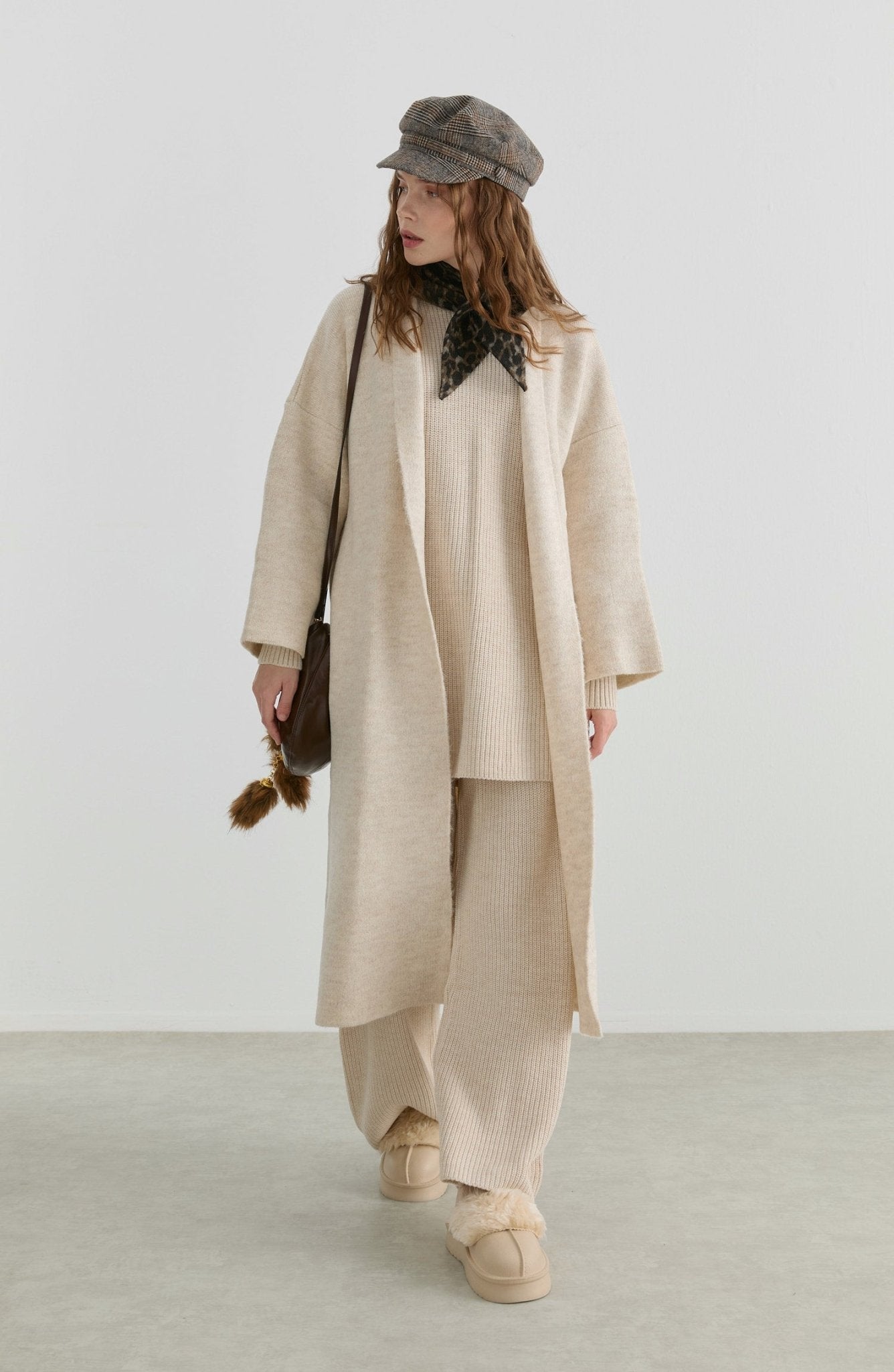 Çelik Örme Pufik Taş Triko Hırka - Fatma Atasoy