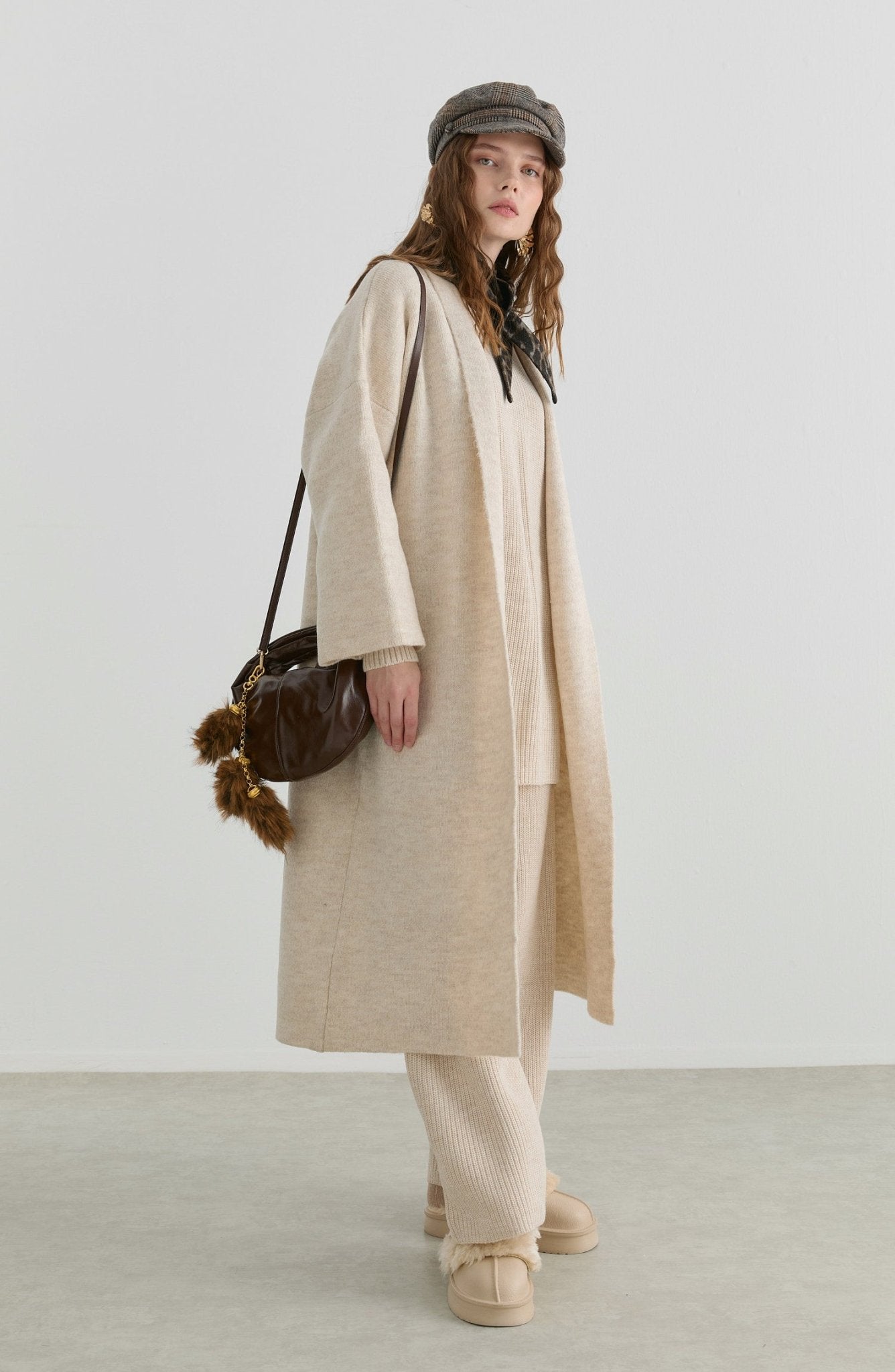 Çelik Örme Pufik Taş Triko Hırka - Fatma Atasoy