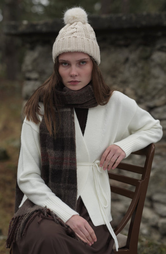 Çelik Örme V Yaka Bağlamalı Ekru Kısa Triko Hırka - Fatma Atasoy