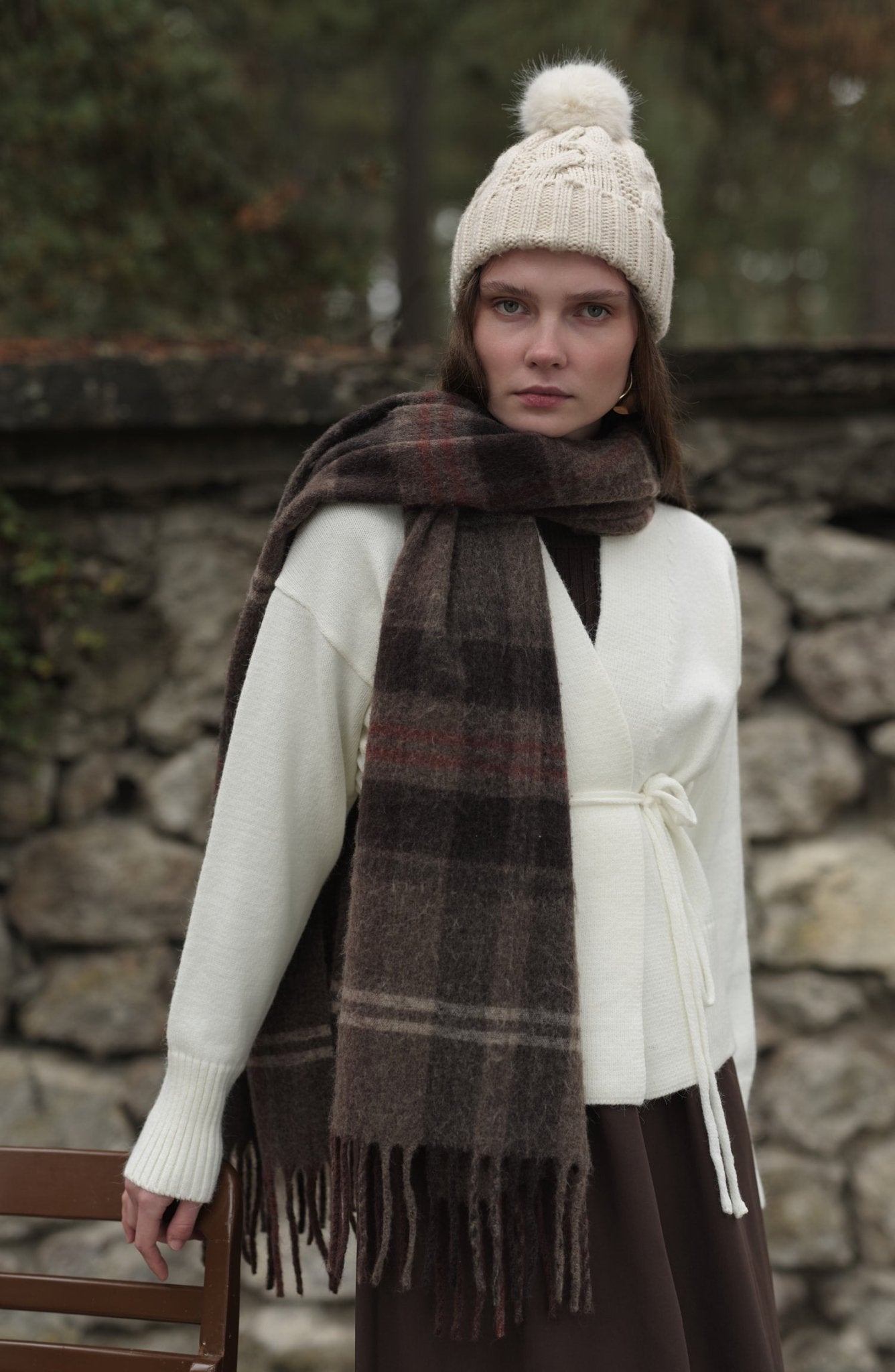 Çelik Örme V Yaka Bağlamalı Ekru Kısa Triko Hırka - Fatma Atasoy