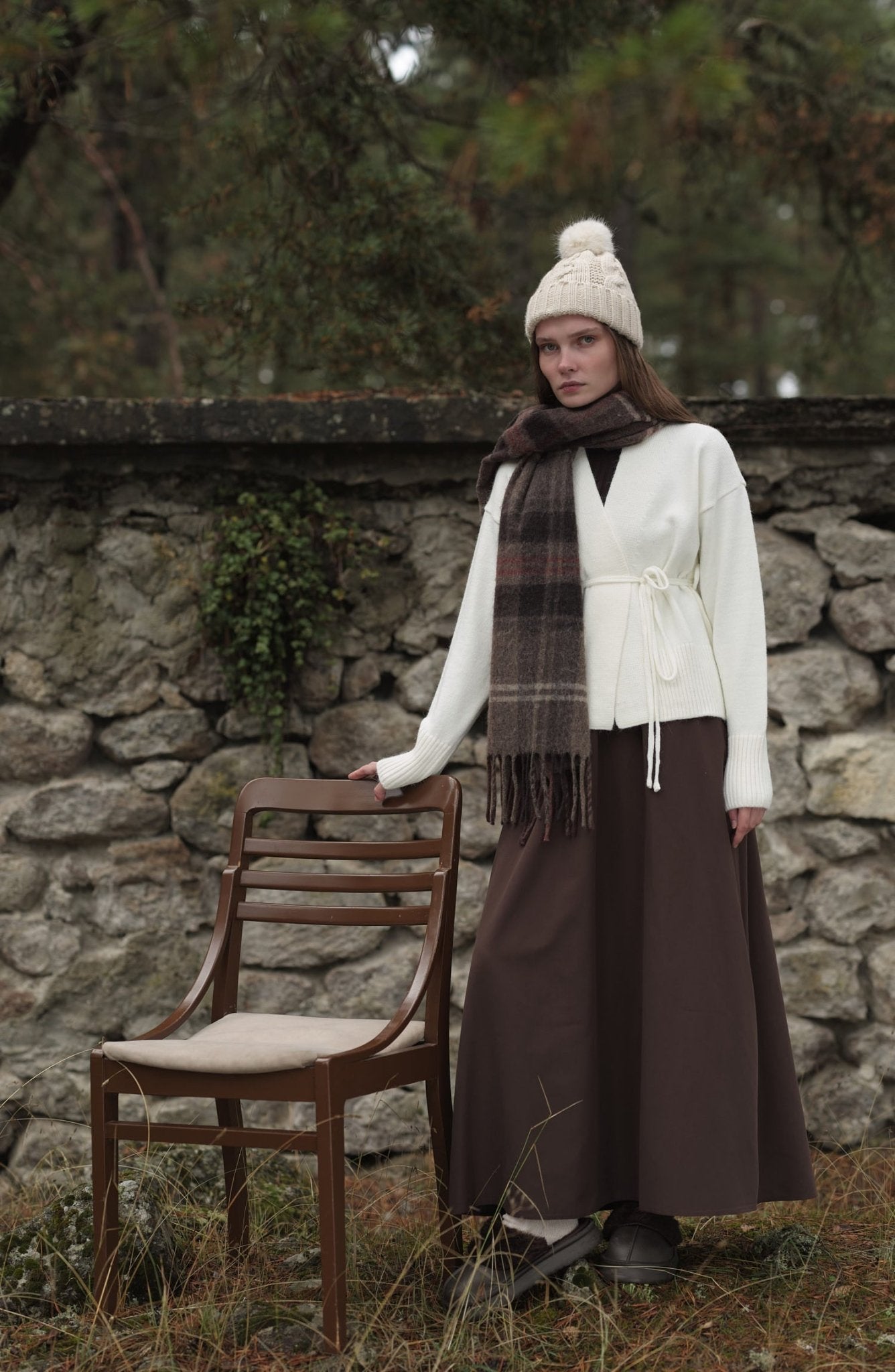 Çelik Örme V Yaka Bağlamalı Ekru Kısa Triko Hırka - Fatma Atasoy