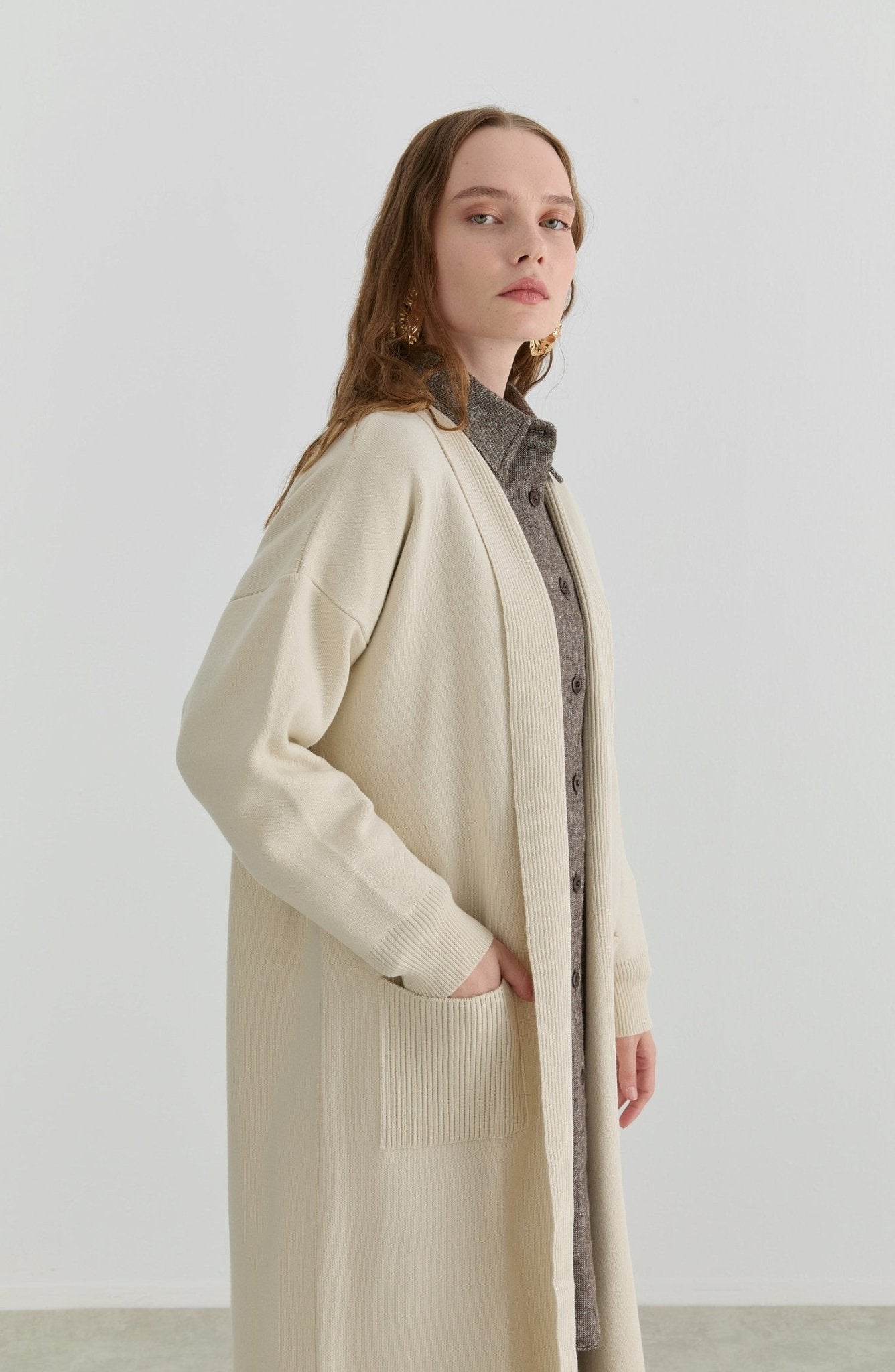 Cepli Maksi Ekru Triko Hırka - Fatma Atasoy