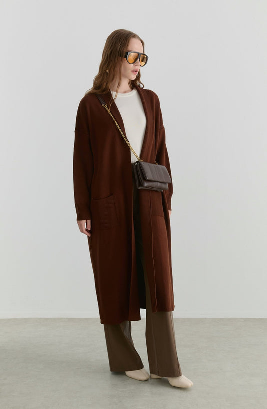 Cepli Maksi Kahverengi Triko Hırka - Fatma Atasoy