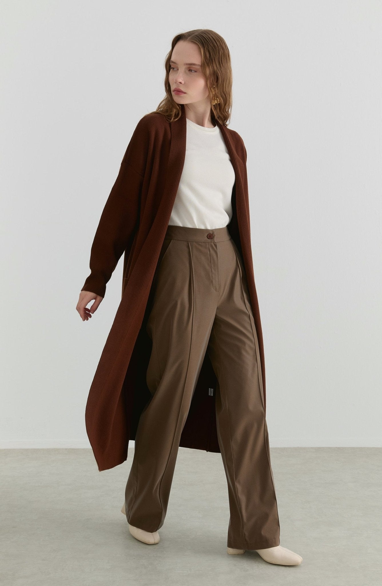 Cepli Maksi Kahverengi Triko Hırka - Fatma Atasoy