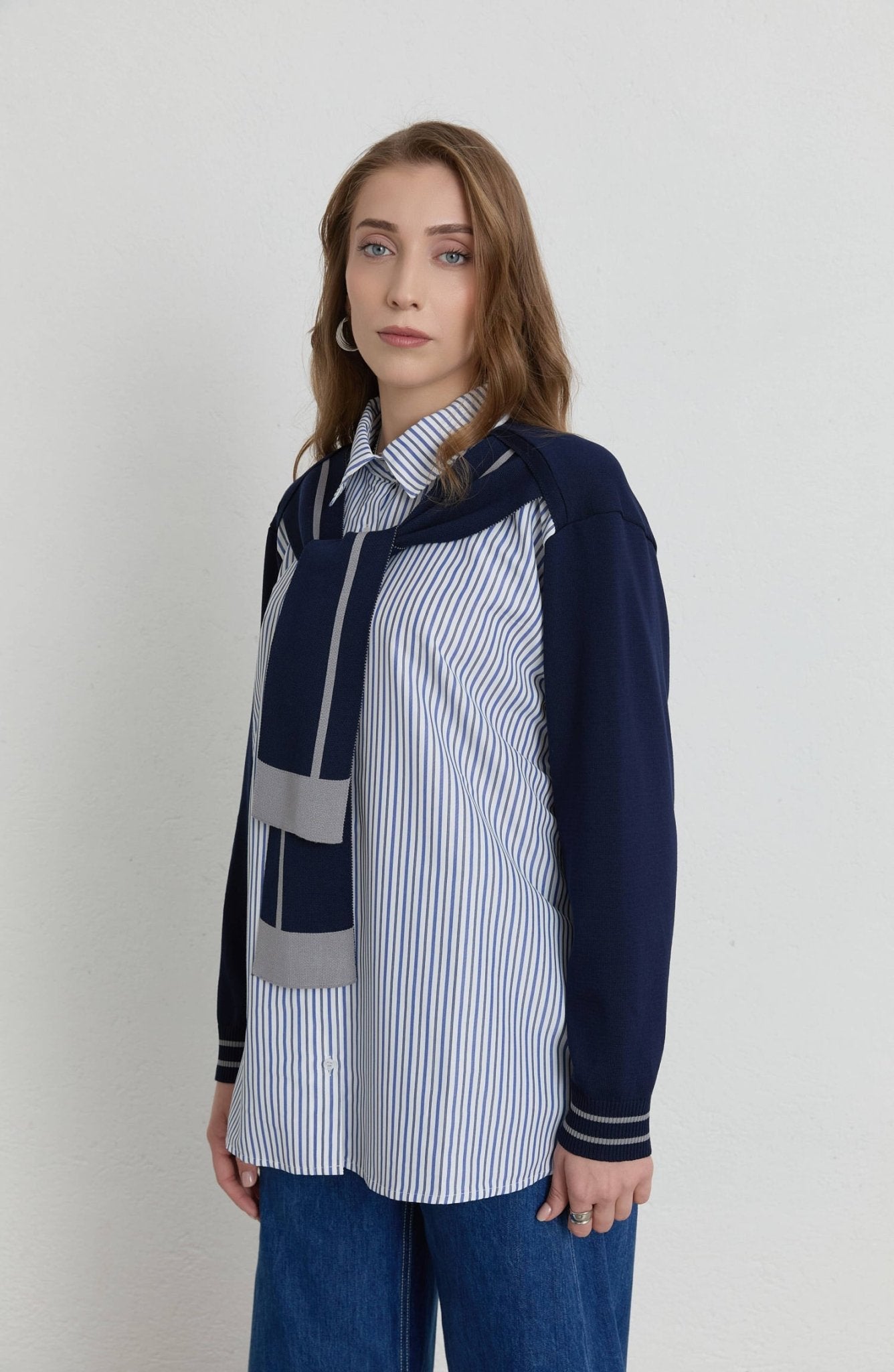 Çizgili Gömlek Görünümlü Lacivert Triko Kazak - Fatma Atasoy
