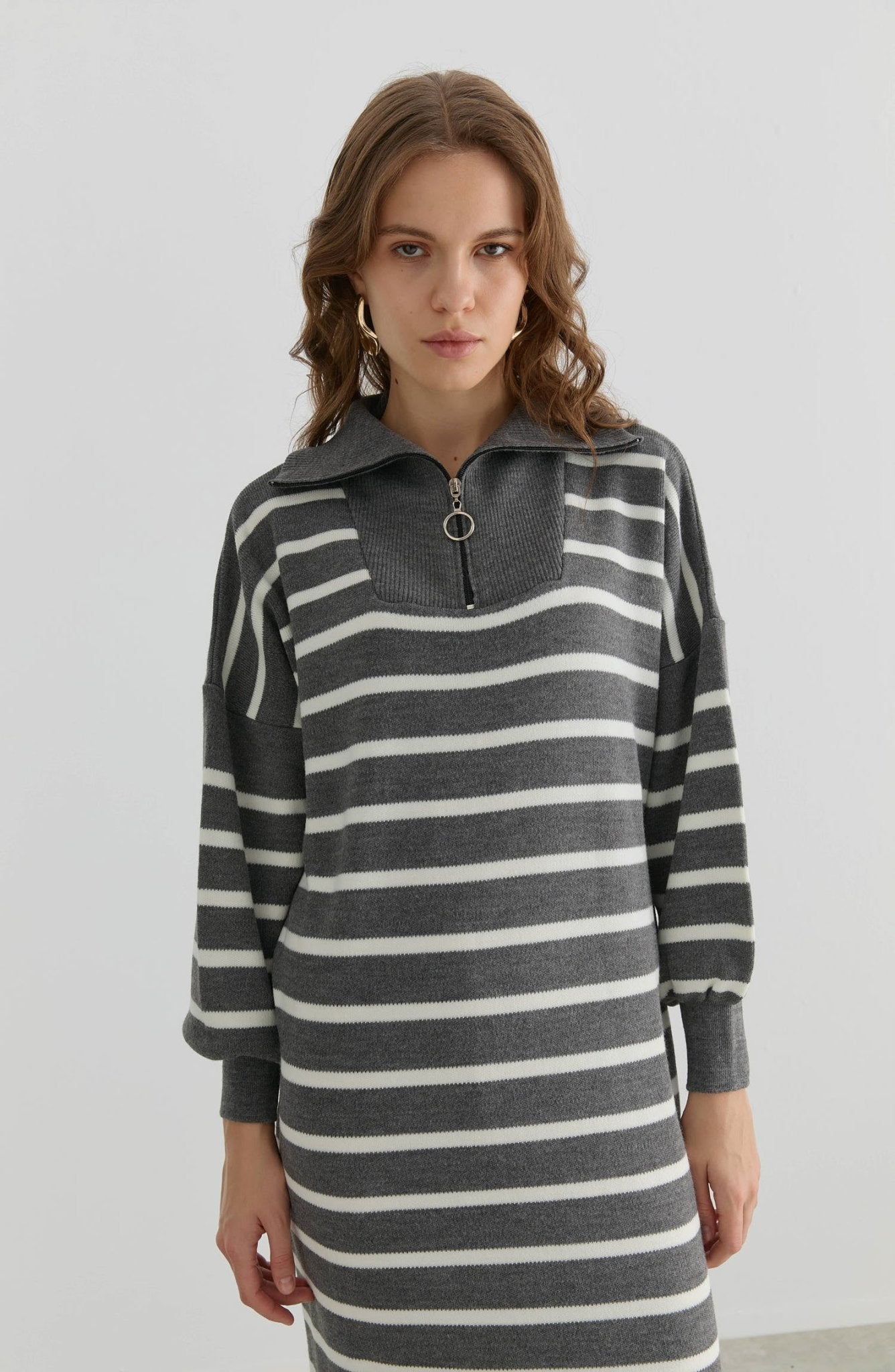 Çizgili Gri Triko Elbise - Fatma Atasoy