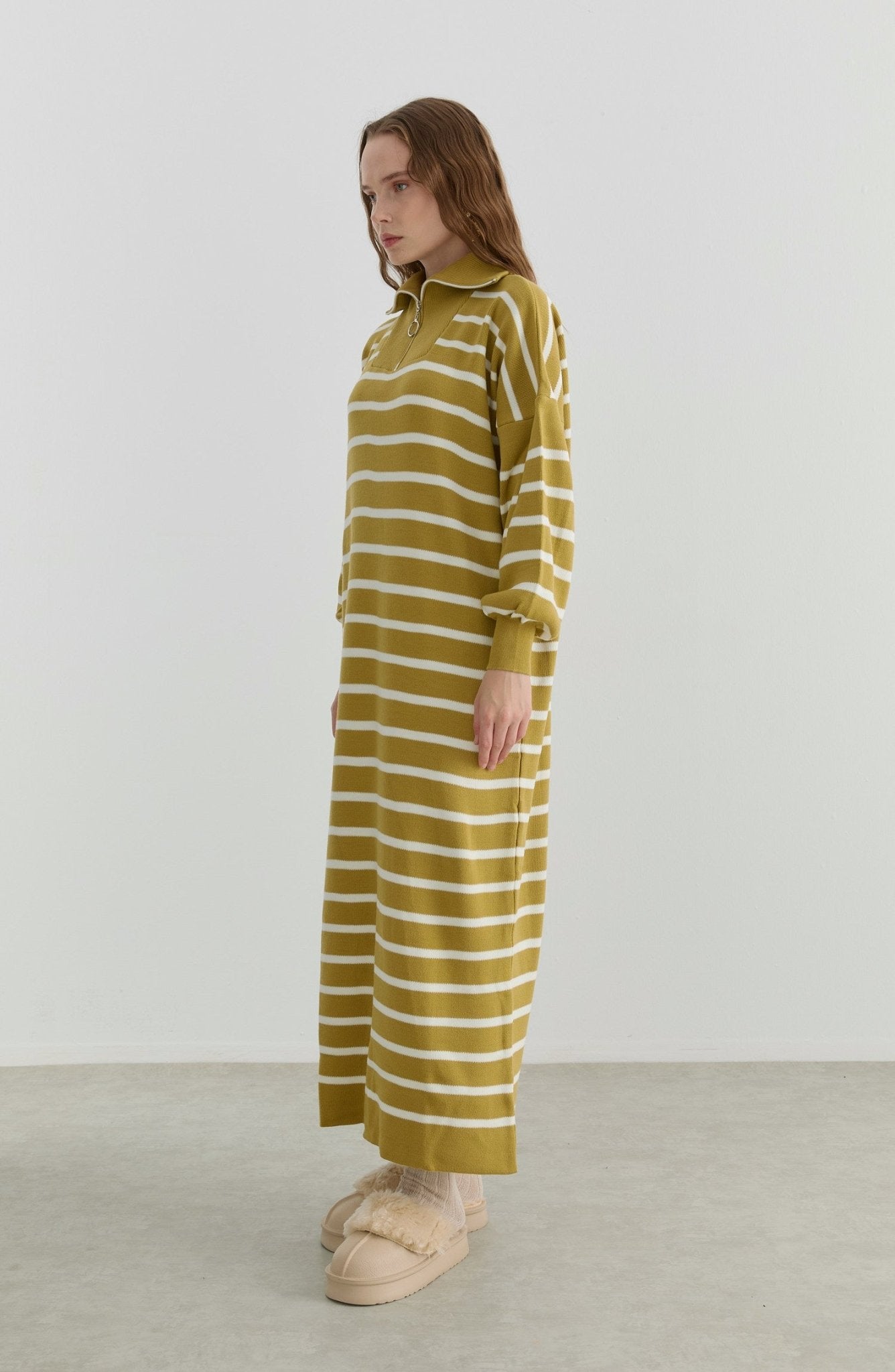 Çizgili Yağ Yeşili Triko Elbise - Fatma Atasoy