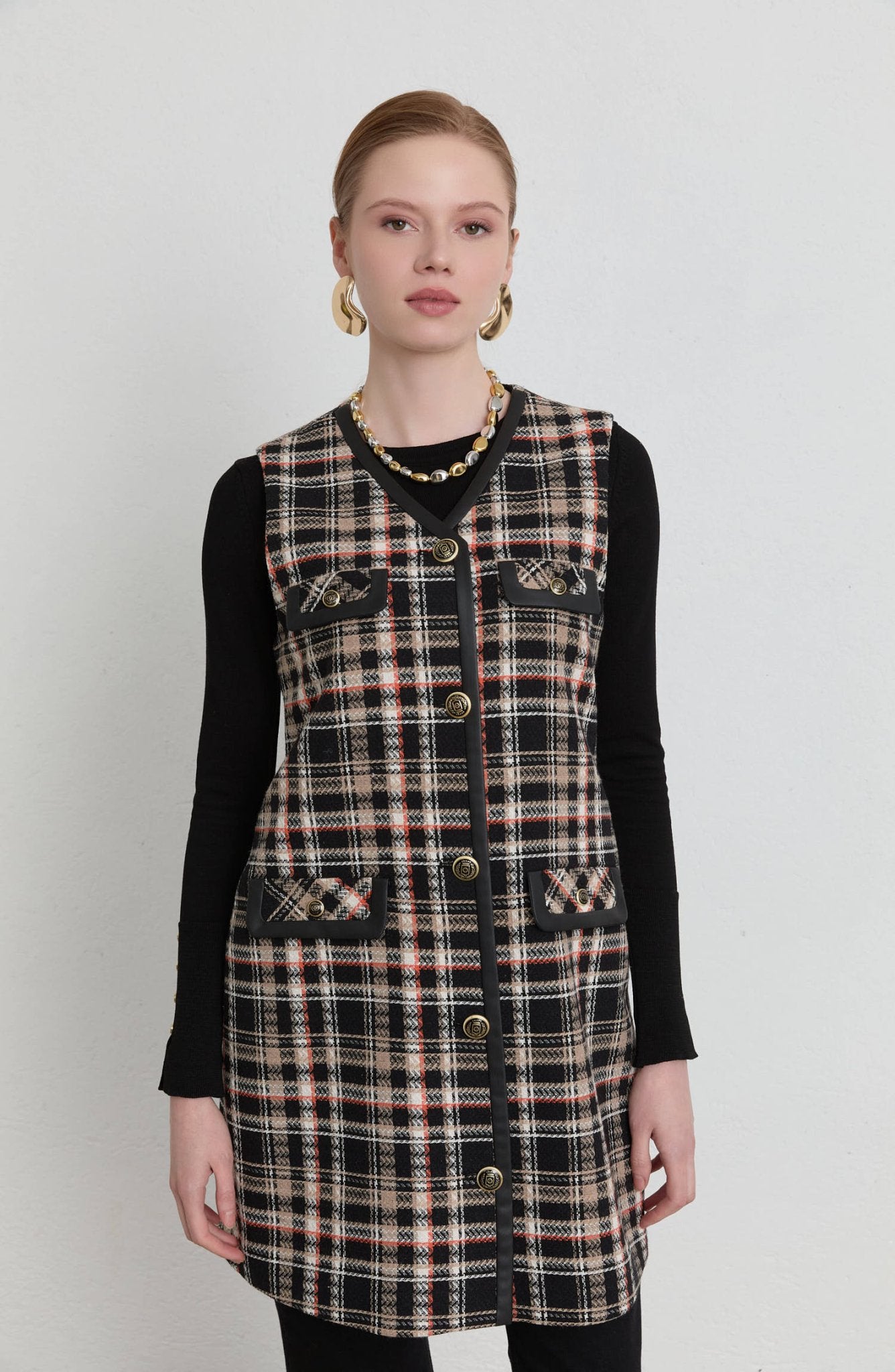 Deri Biyeli Sütlü Kahve Ekose Tüvit Yelek - Fatma Atasoy