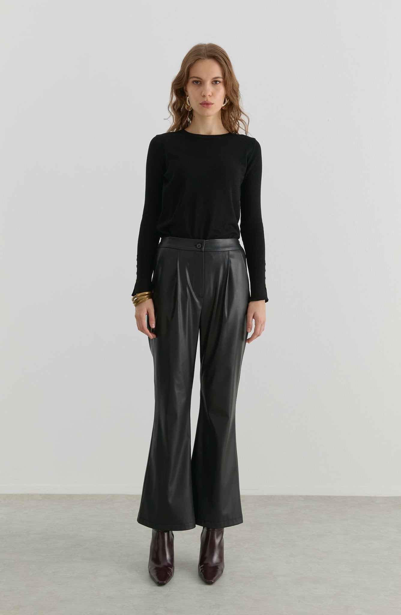 Deri Siyah İspanyol Paça Pantolon - Fatma Atasoy