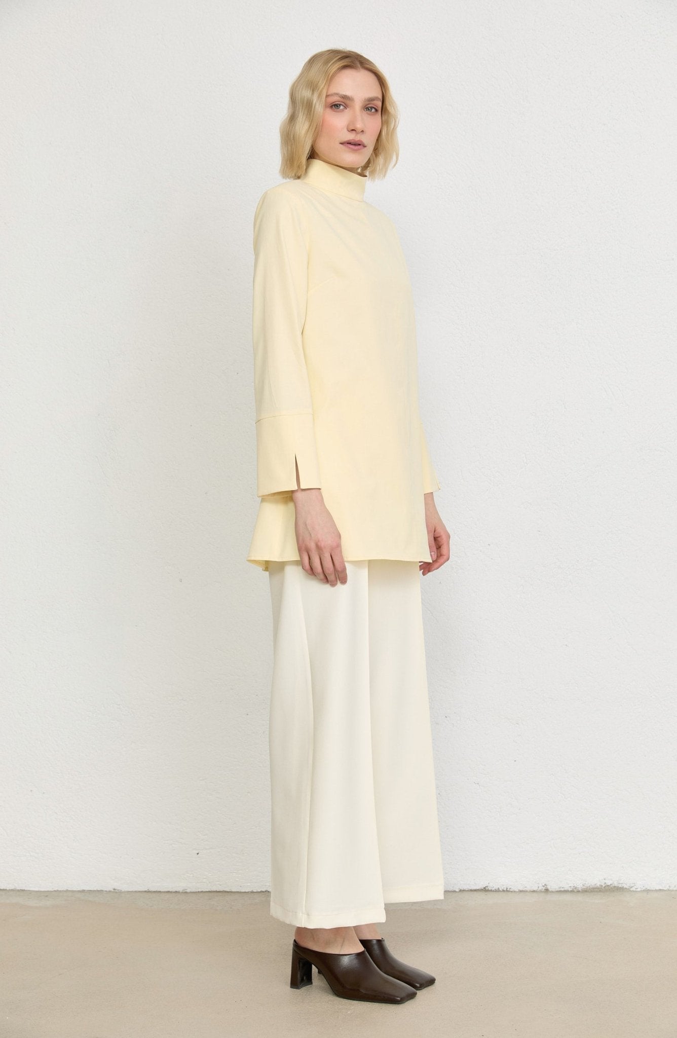 Dik Yaka Butter Sarı Basic Pamuk Tunik Gömlek - Fatma Atasoy