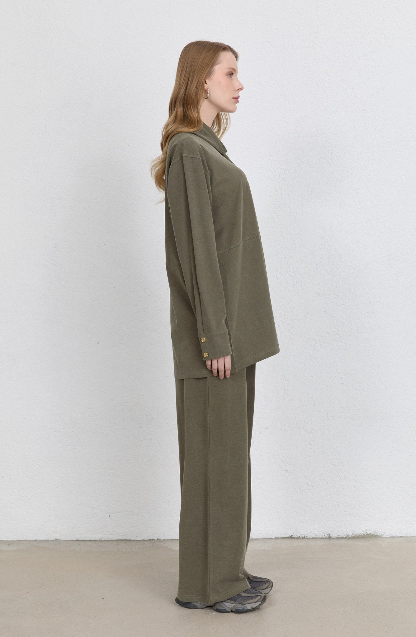 Dik Yaka Haki Soft Touch Viskon İkili Takım - Fatma Atasoy