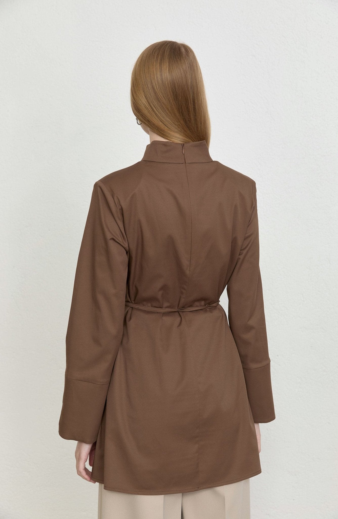 Dik Yaka Kahverengi Basic Pamuk Tunik Gömlek - Fatma Atasoy