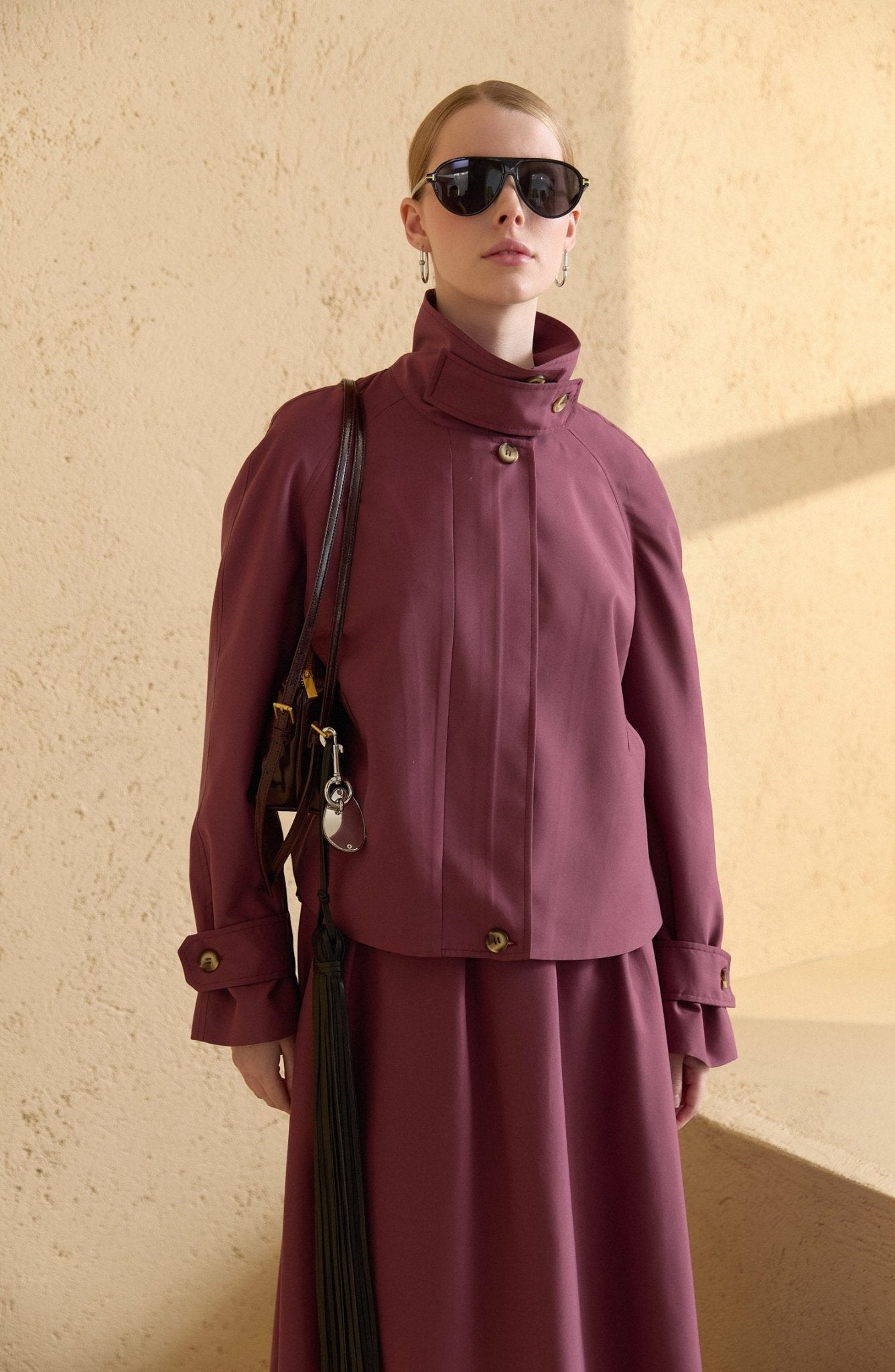 Dik Yaka Mürdüm Oversize Midi Trenç Ceket - Fatma Atasoy