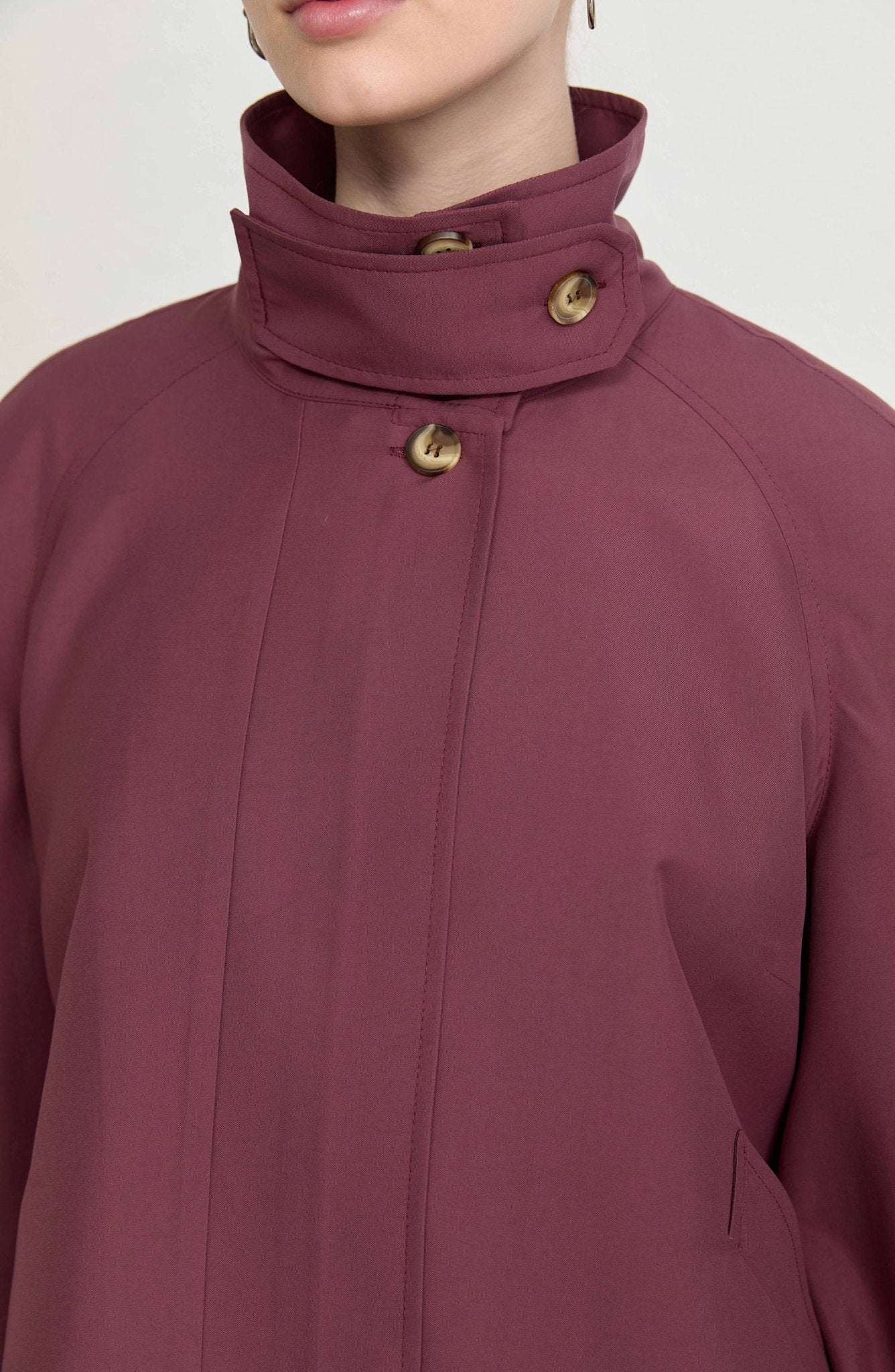 Dik Yaka Mürdüm Oversize Midi Trenç Ceket - Fatma Atasoy