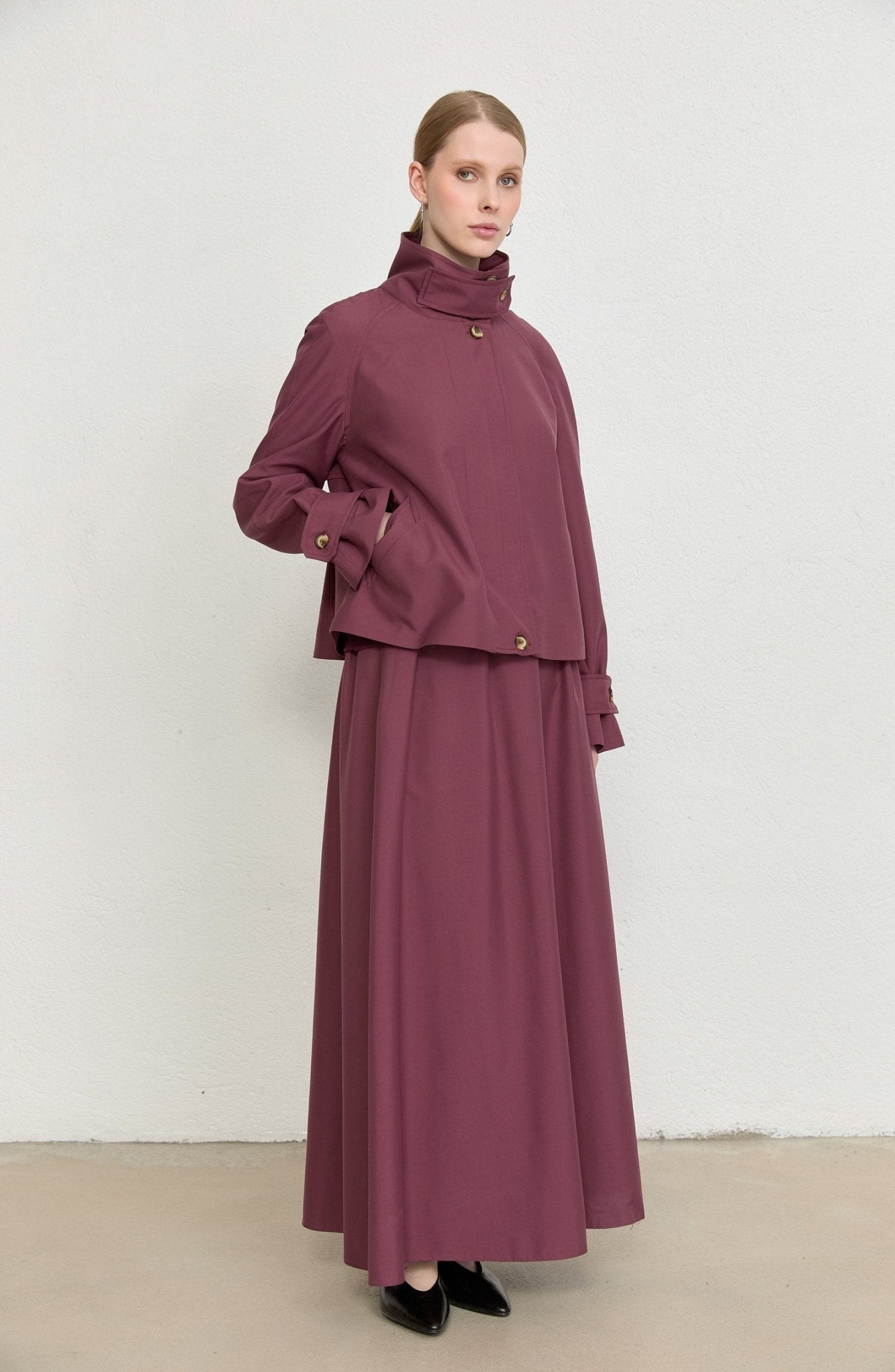 Dik Yaka Mürdüm Oversize Midi Trenç Ceket - Fatma Atasoy