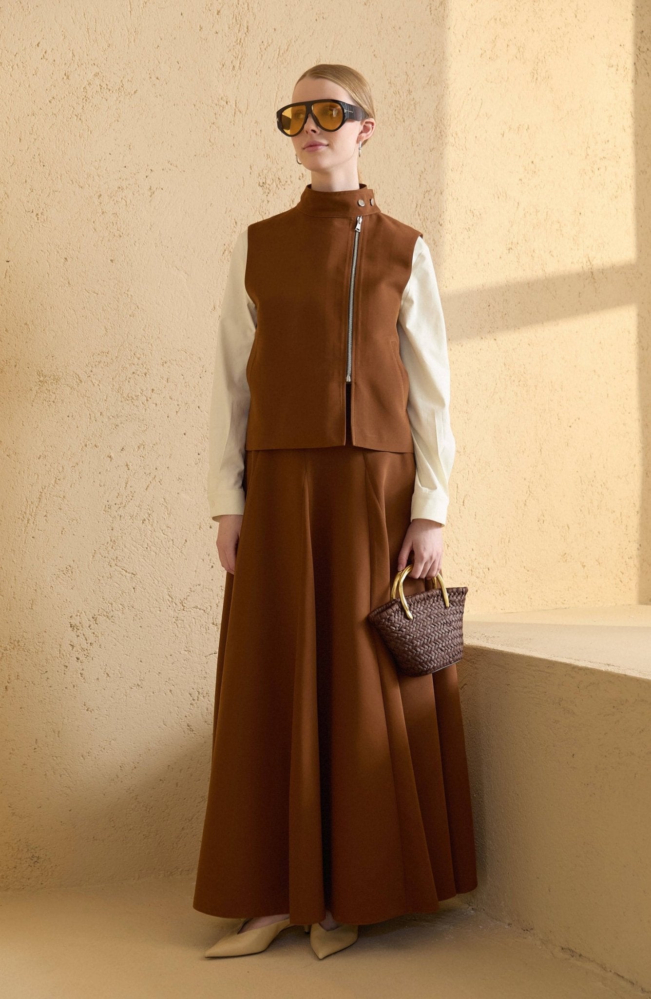 Dik Yaka Taba Parçalı Yelek Etek Takım - Fatma Atasoy