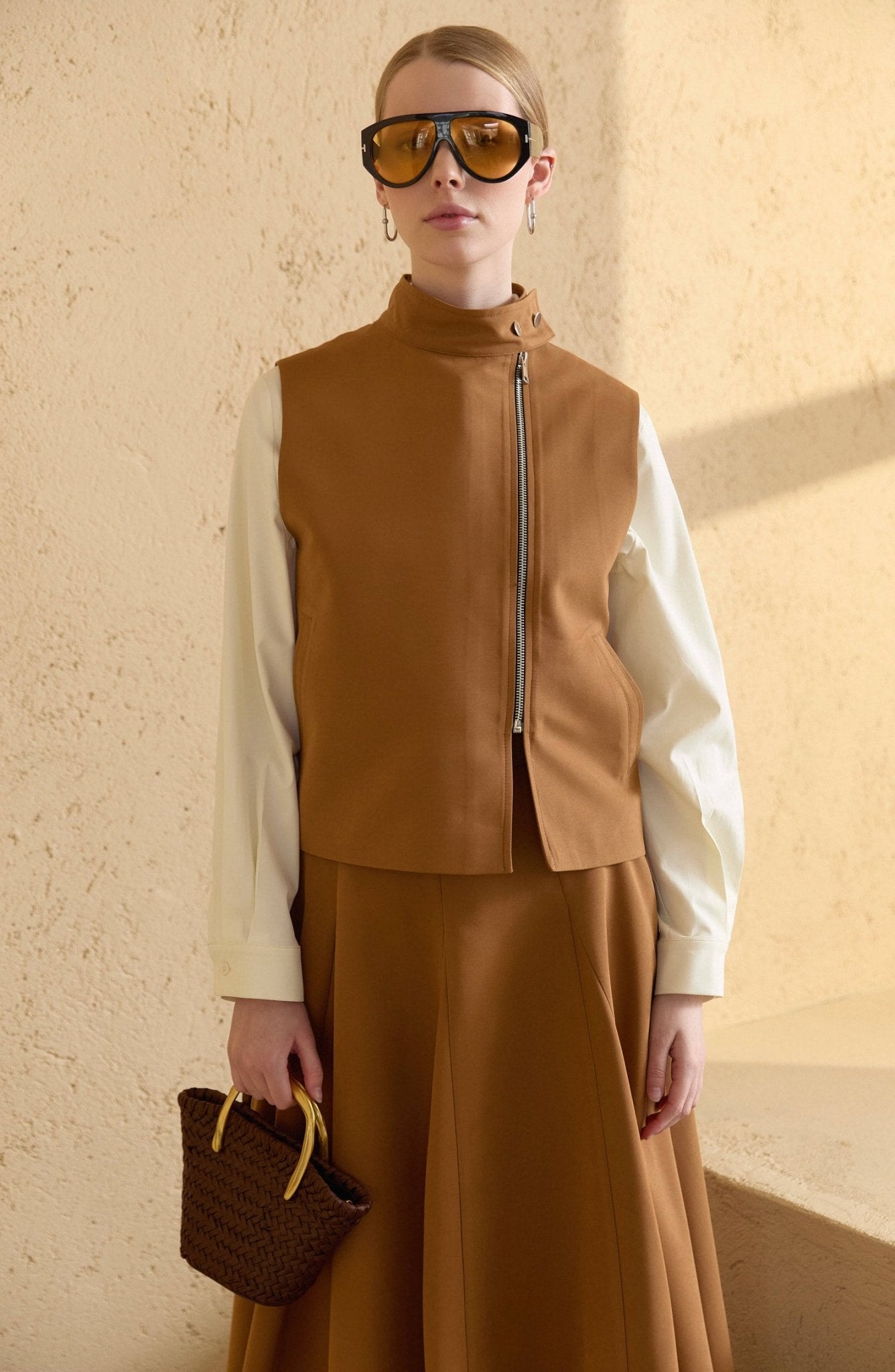 Dik Yaka Tarçın Parçalı Yelek Etek Takım - Fatma Atasoy