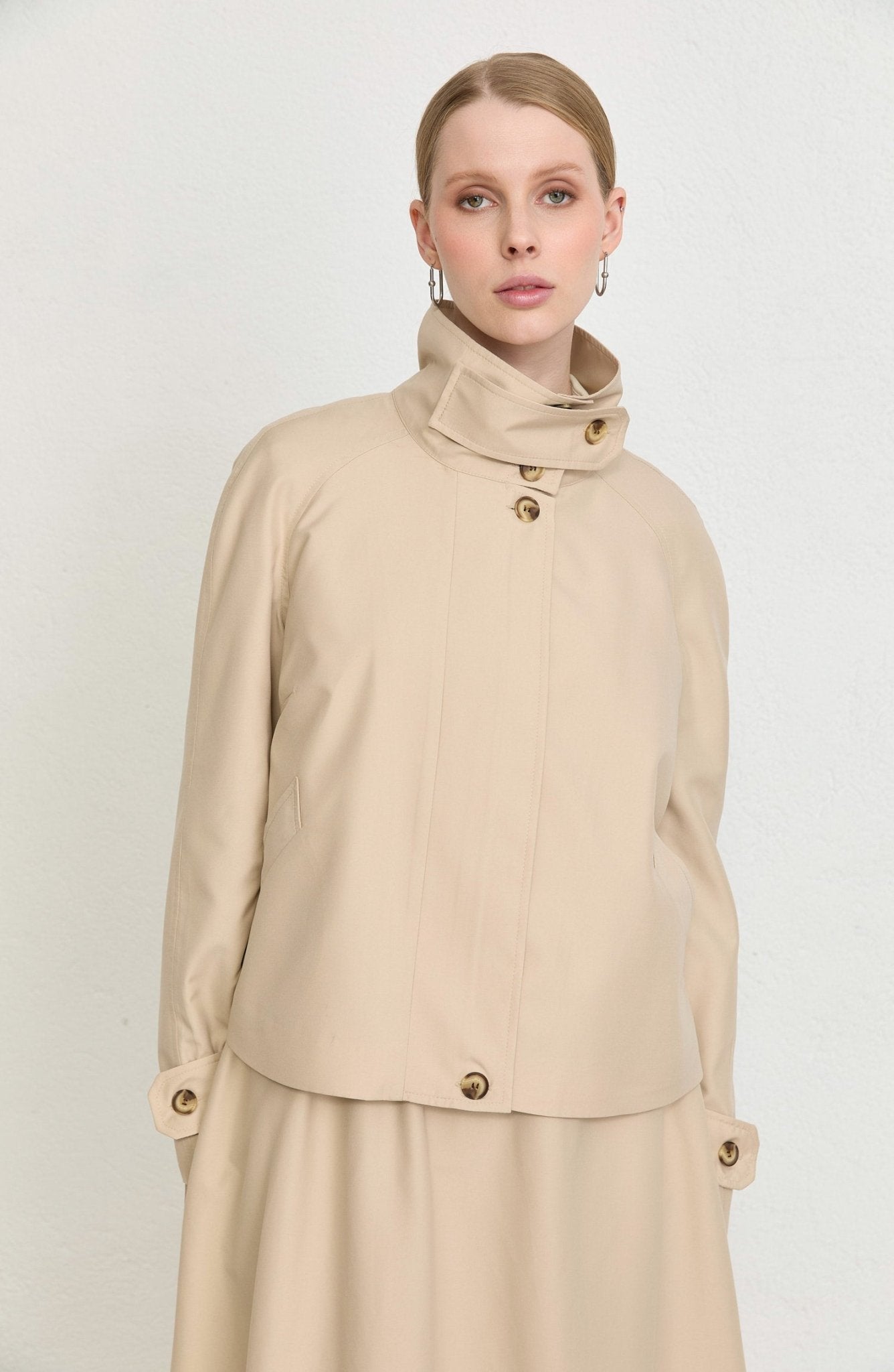 Dik Yaka Taş Oversize Midi Trenç Ceket - Fatma Atasoy