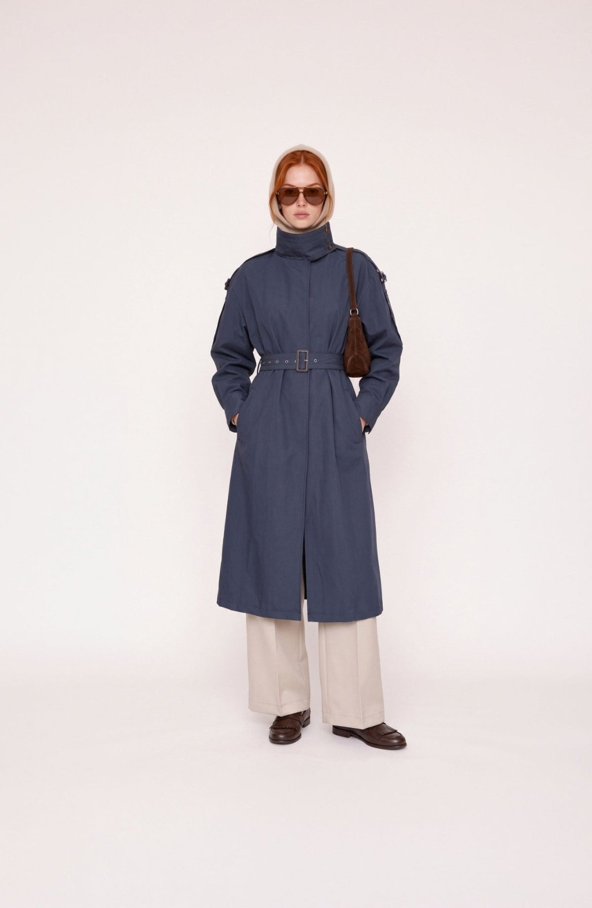Dik Yaka Toka Kemerli Lacivert Oversize Trençkot - Fatma Atasoy