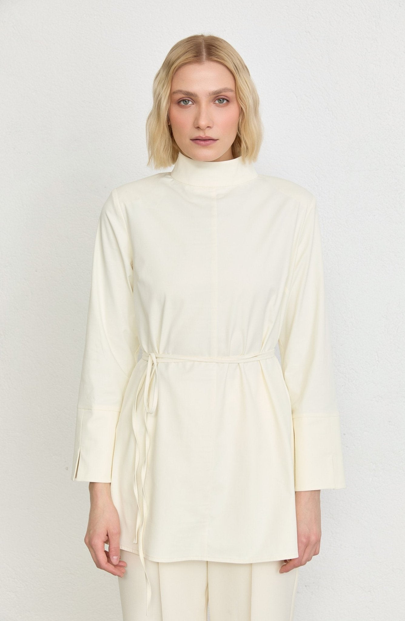 Dik Yaka Vanilya Basic Pamuk Tunik Gömlek - Fatma Atasoy