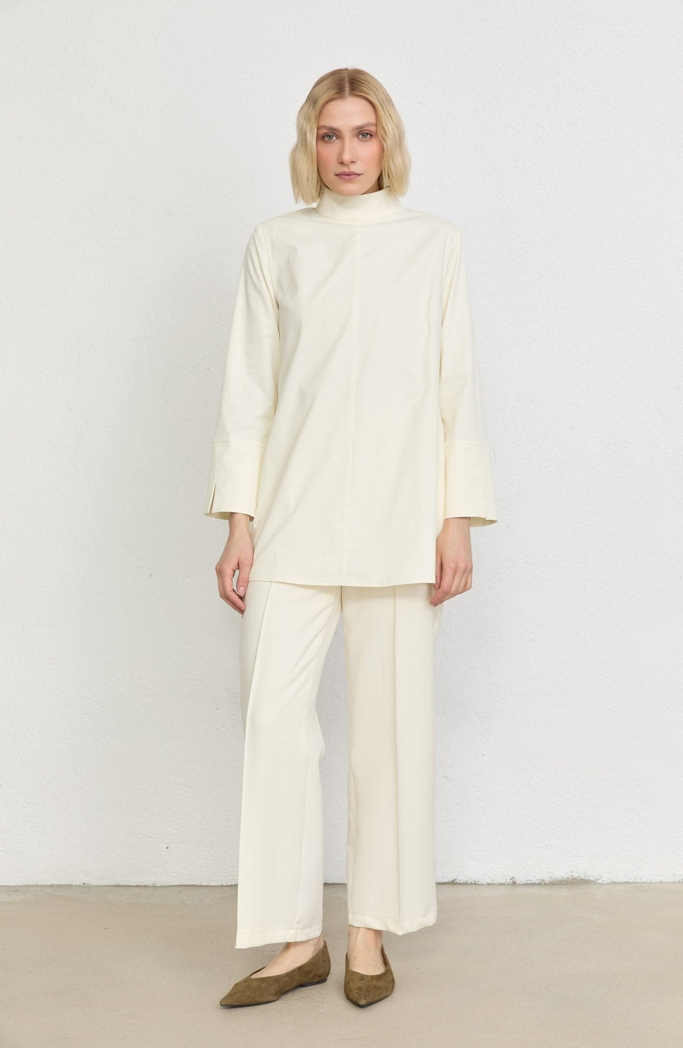 Dik Yaka Vanilya Basic Pamuk Tunik Gömlek - Fatma Atasoy