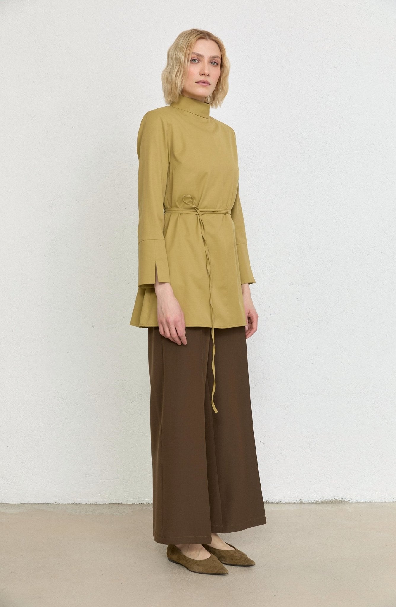 Dik Yaka Yağ Yeşili Basic Pamuk Tunik Gömlek - Fatma Atasoy