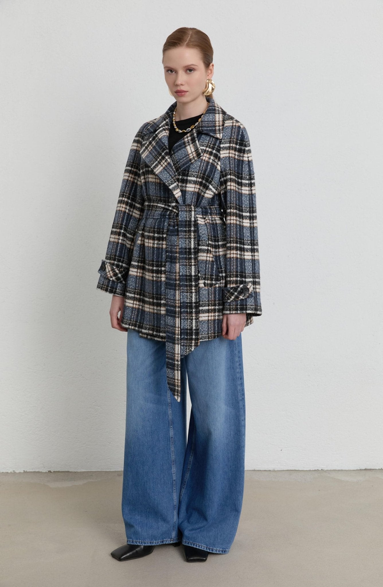 Ekose Kaşe Bağlamalı Lacivert Midi Ceket Kaban - Fatma Atasoy