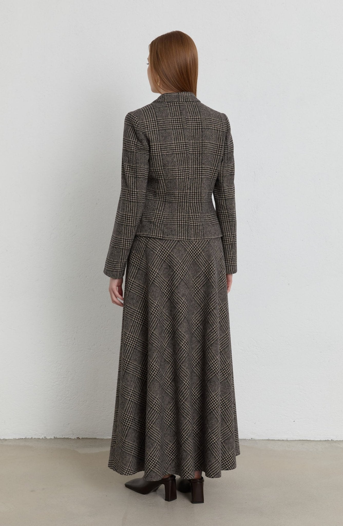 Ekose Kazayağı Vizon Blazer Ceket Etek Takım - Fatma Atasoy