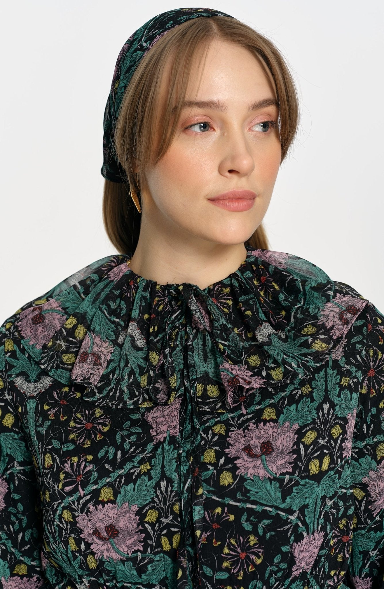 Fırfır Yaka Floral Şifon Lila Elbise - Fatma Atasoy