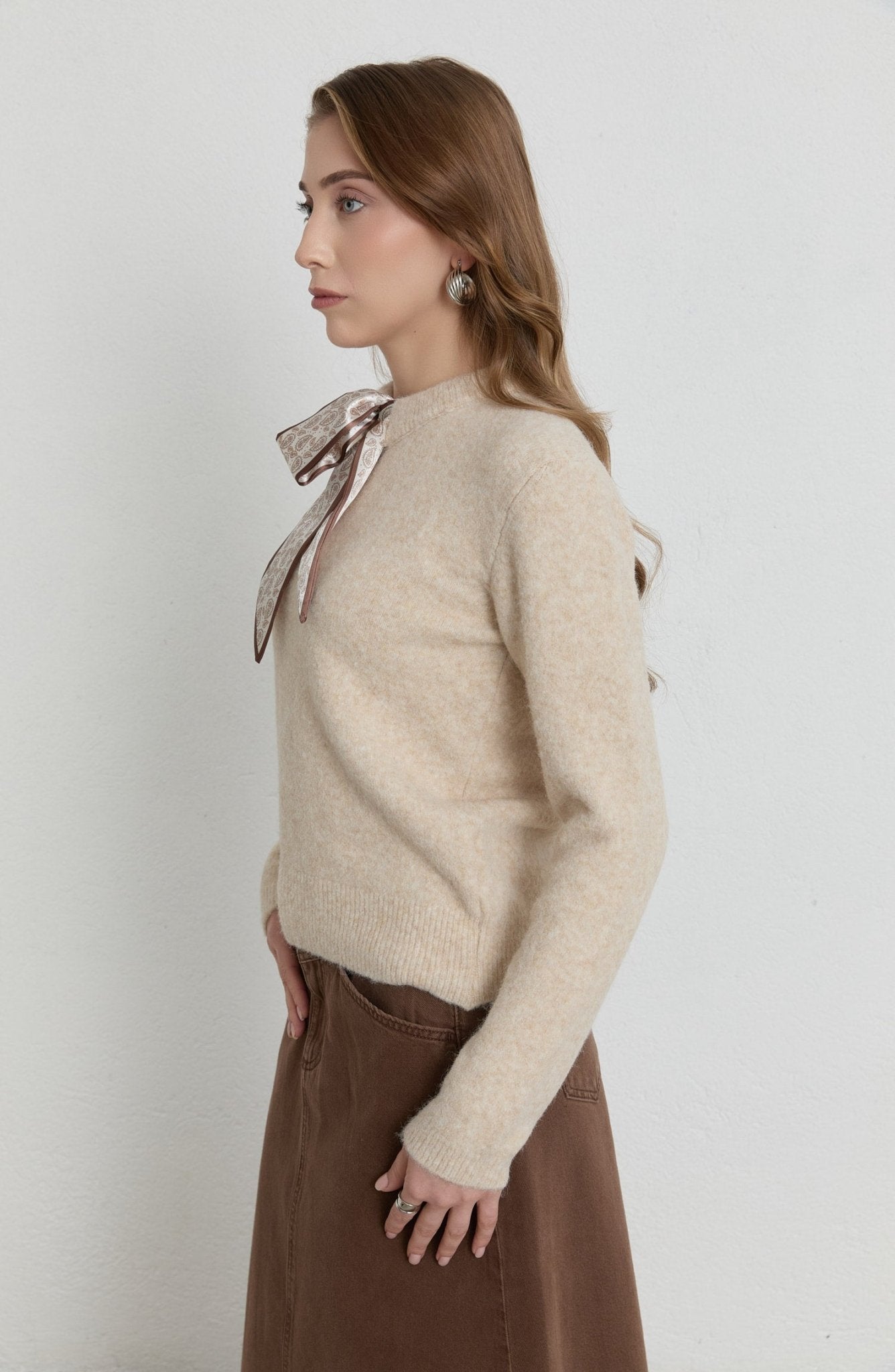 Fularlı Taş Basic Yumoş Triko Kazak - Fatma Atasoy