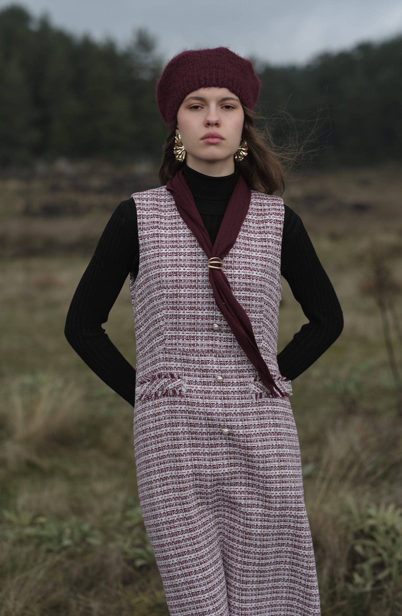 İnci Düğmeli Bordo Tüvit Jile - Fatma Atasoy