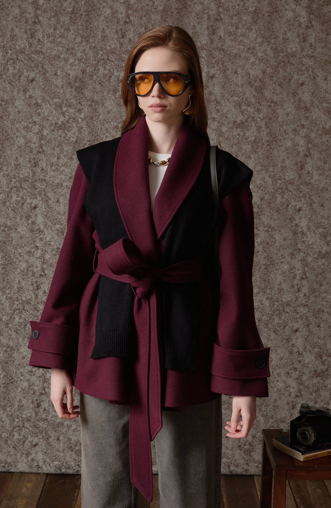 Kazak Görünümlü Siyah Triko Kare Şal - Fatma Atasoy