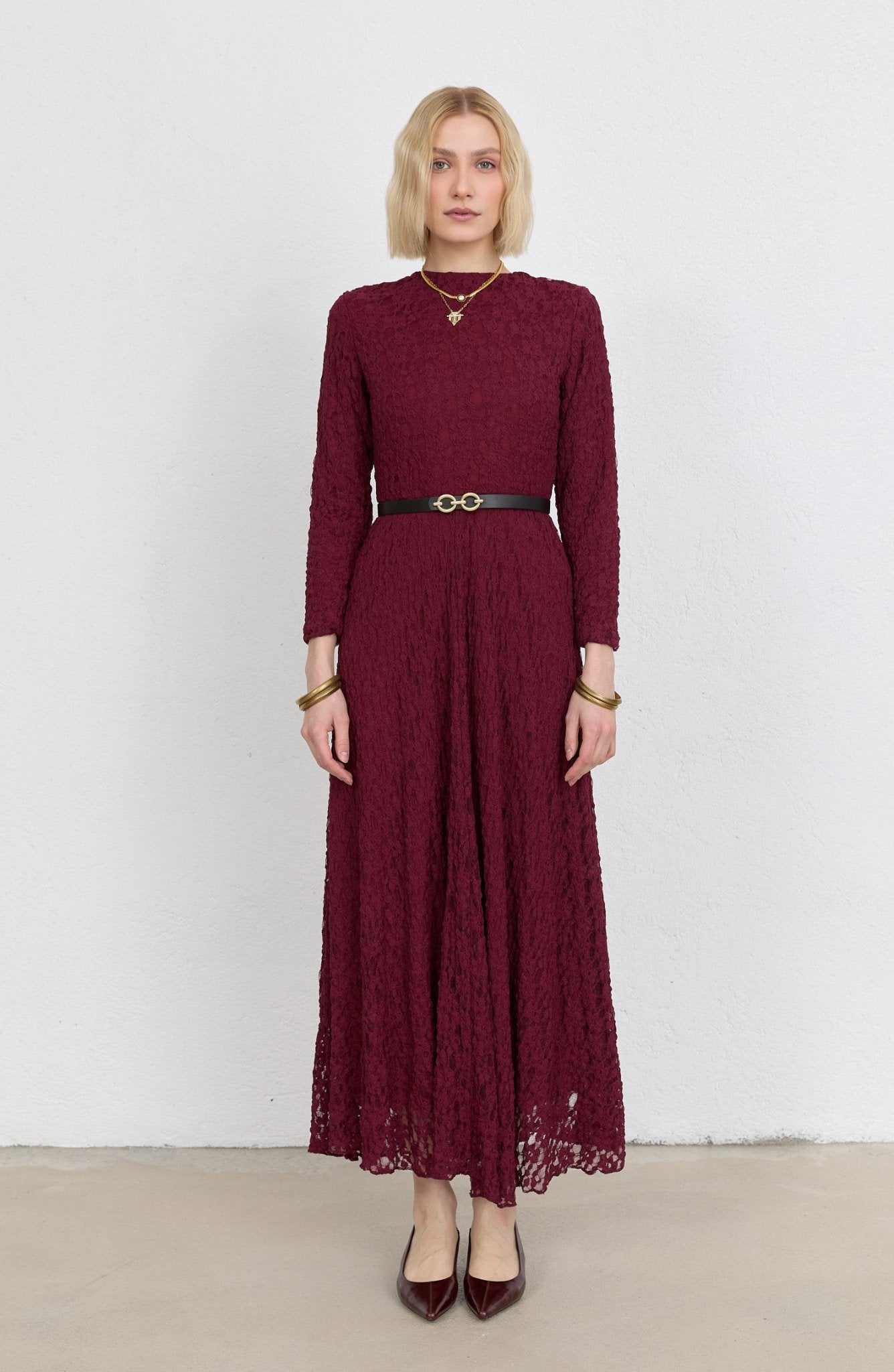 Kemerli Bordo Dantel Elbise - Fatma Atasoy