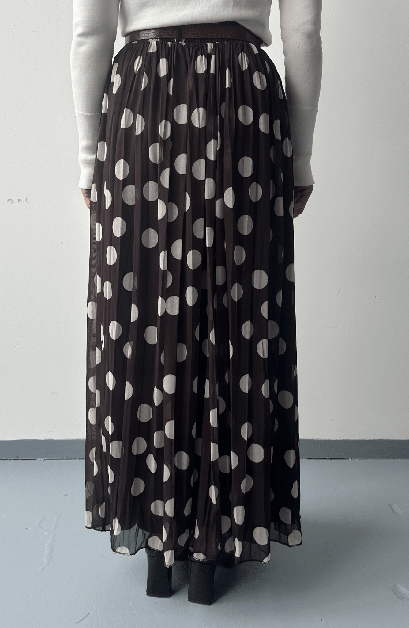 Kemerli Crash Pilise Acı Kahve Puantiyeli Etek - Fatma Atasoy