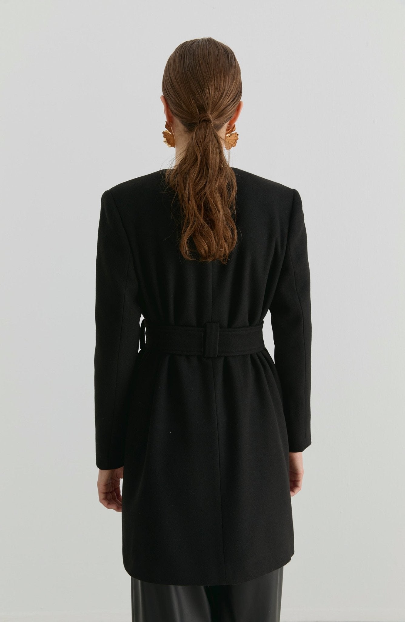 Kemerli Siyah Kaşmir Ceket Kaban - Fatma Atasoy