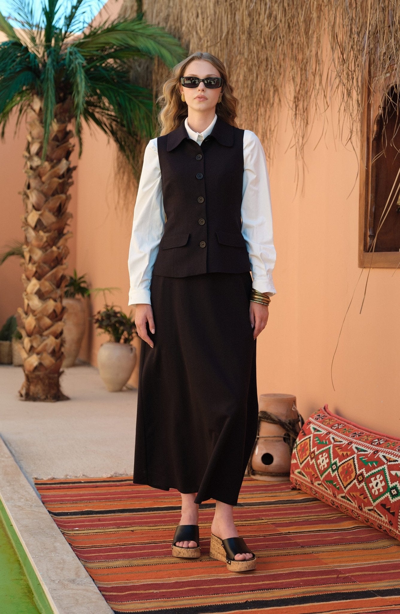 Keten Siyah Kloş Etek - Fatma Atasoy