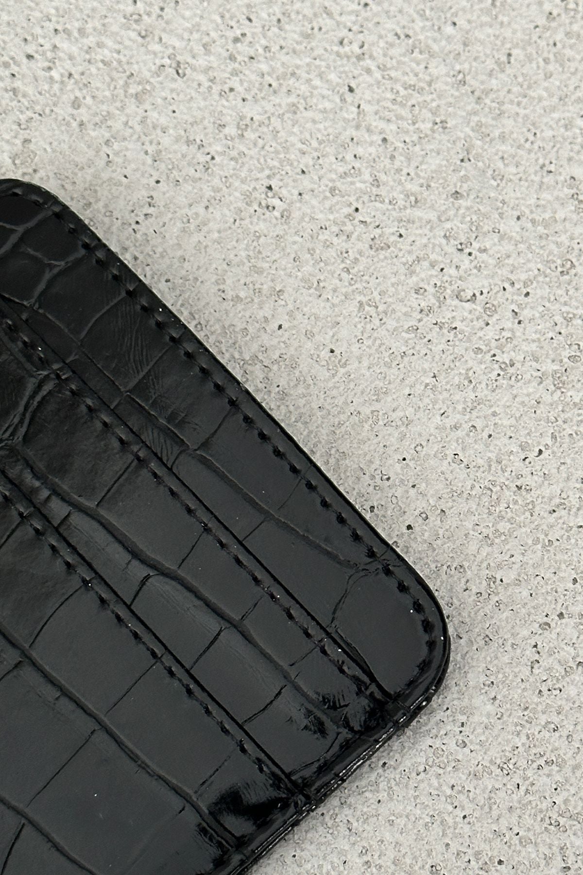 Krokodil Kartlık Siyah - Fatma Atasoy