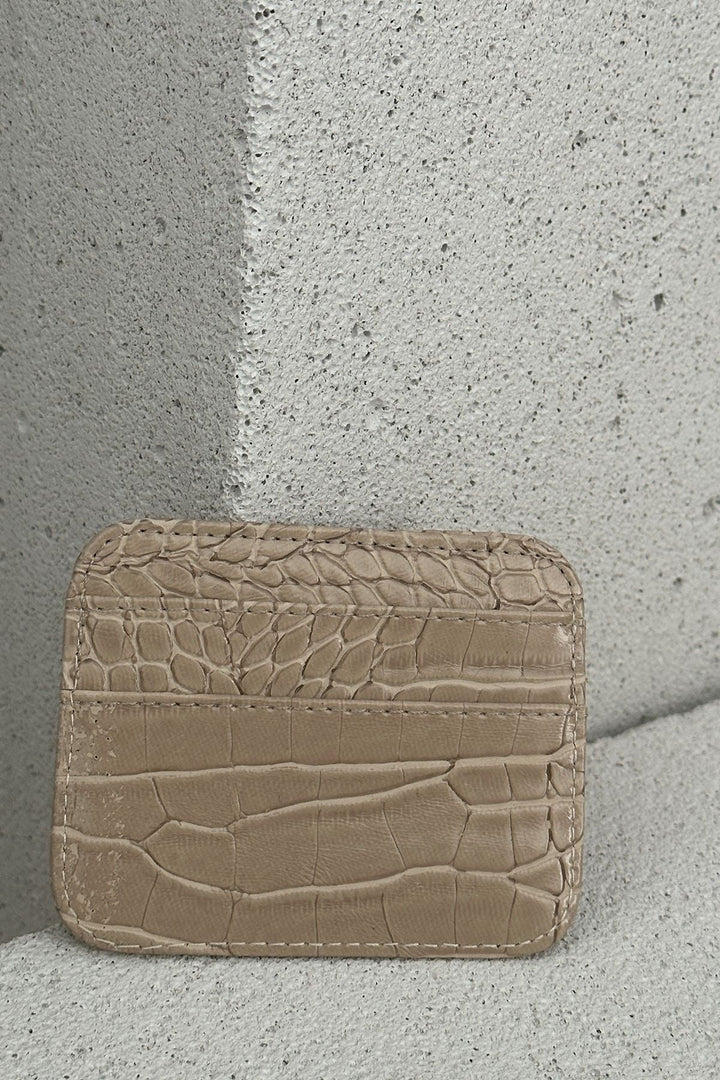 Krokodil Kartlık Taş - Fatma Atasoy