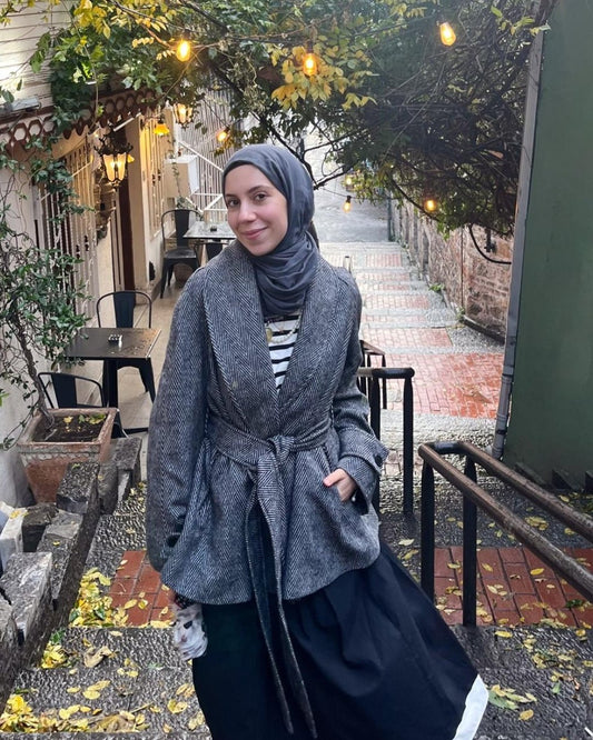 Kruvaze Siyah Balıksırtı Midi Ceket Kaban - Fatma Atasoy