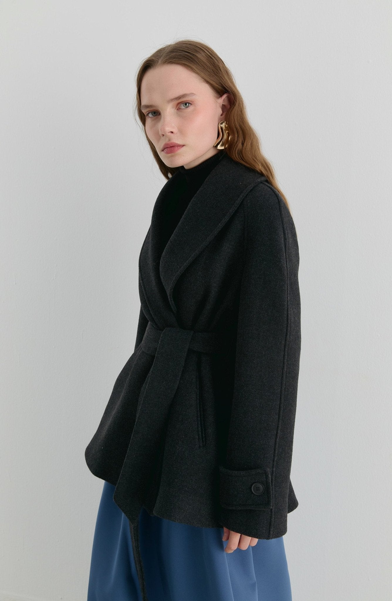 Kruvaze Siyah Midi Ceket Kaban - Fatma Atasoy